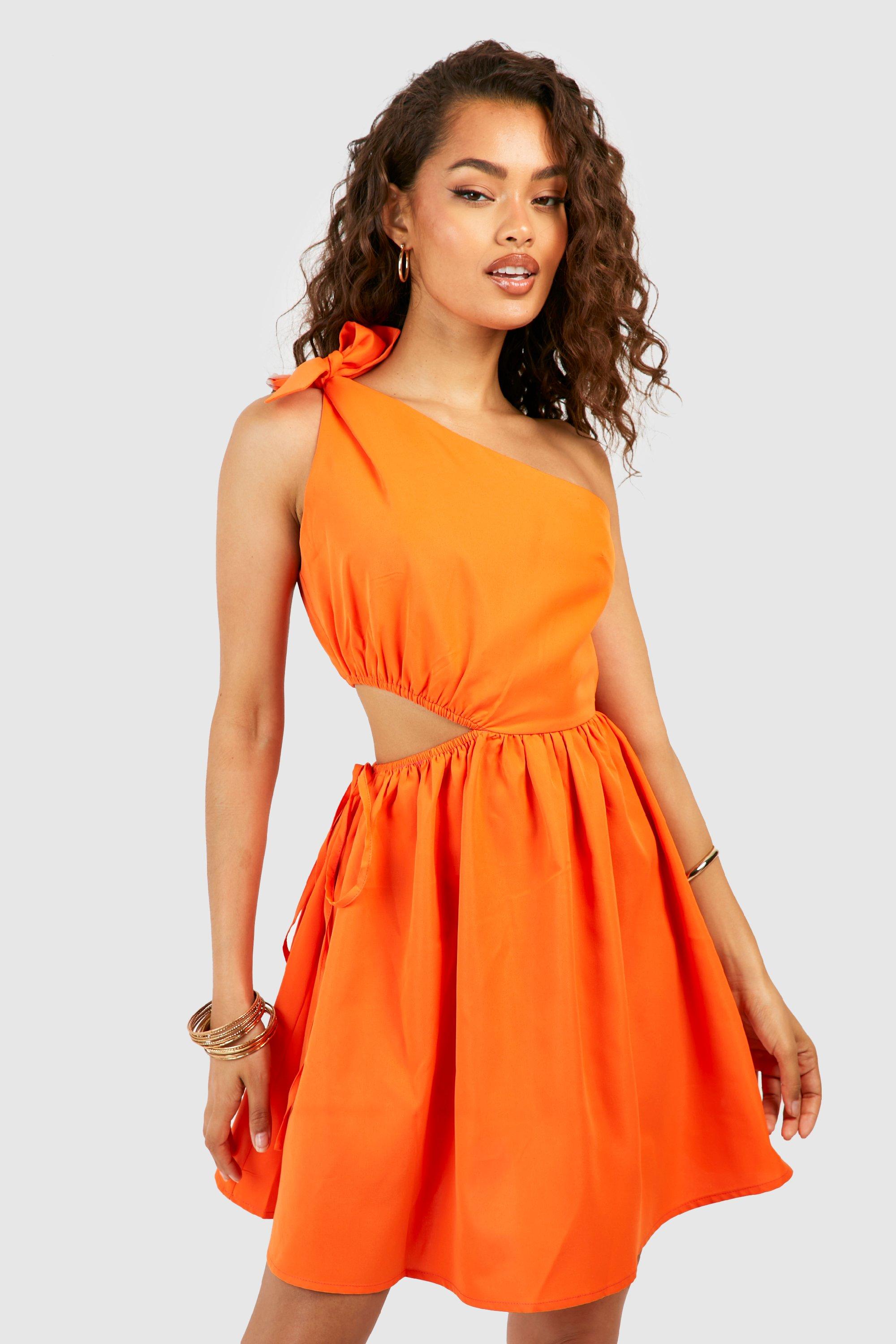 Boohoo Mini Skater Jurk Met Eén Blote Schouder En Uitsnijding, Orange