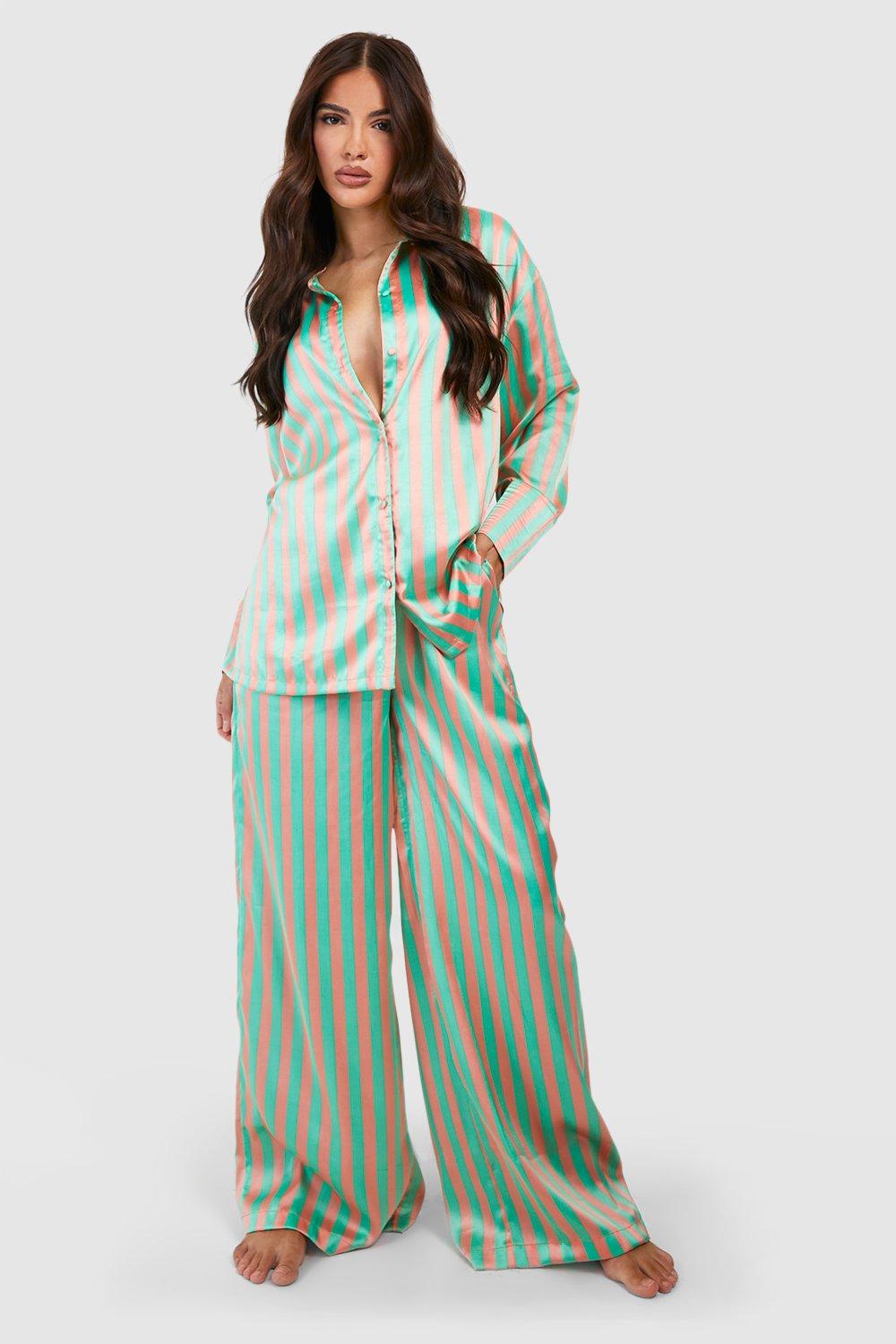Image of Set pigiama oversize a righe, Verde