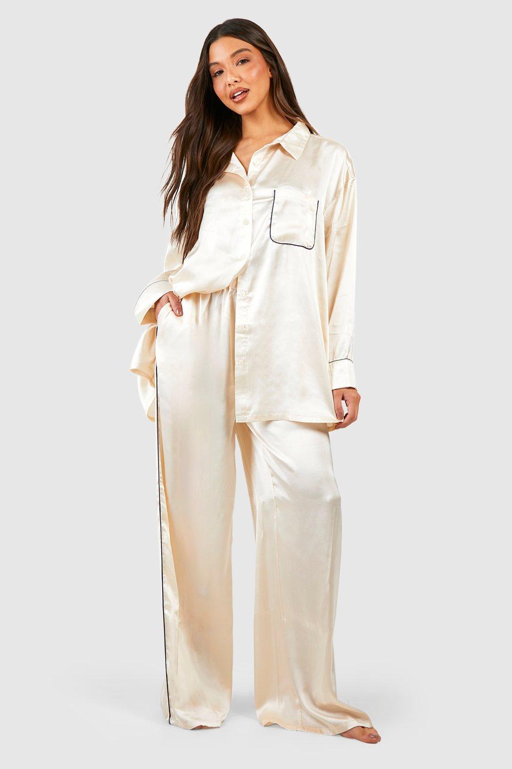 Image of Set pigiama oversize con cordoncino, Bianco