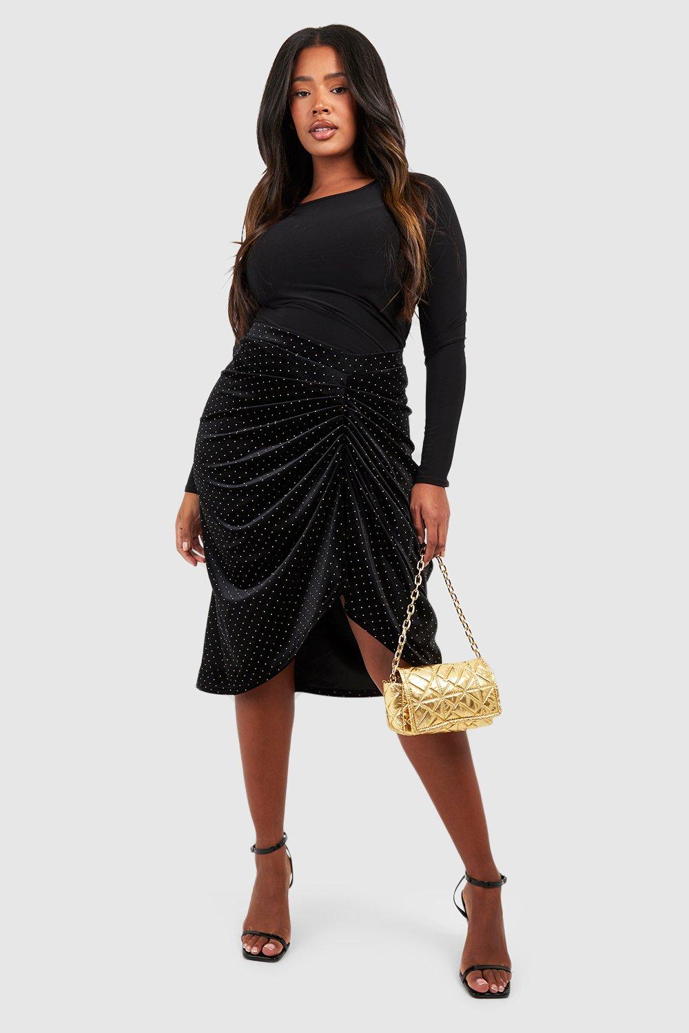 Boohoo Plus Geplooide Fluwelen Midi Rok Met Studs, Black