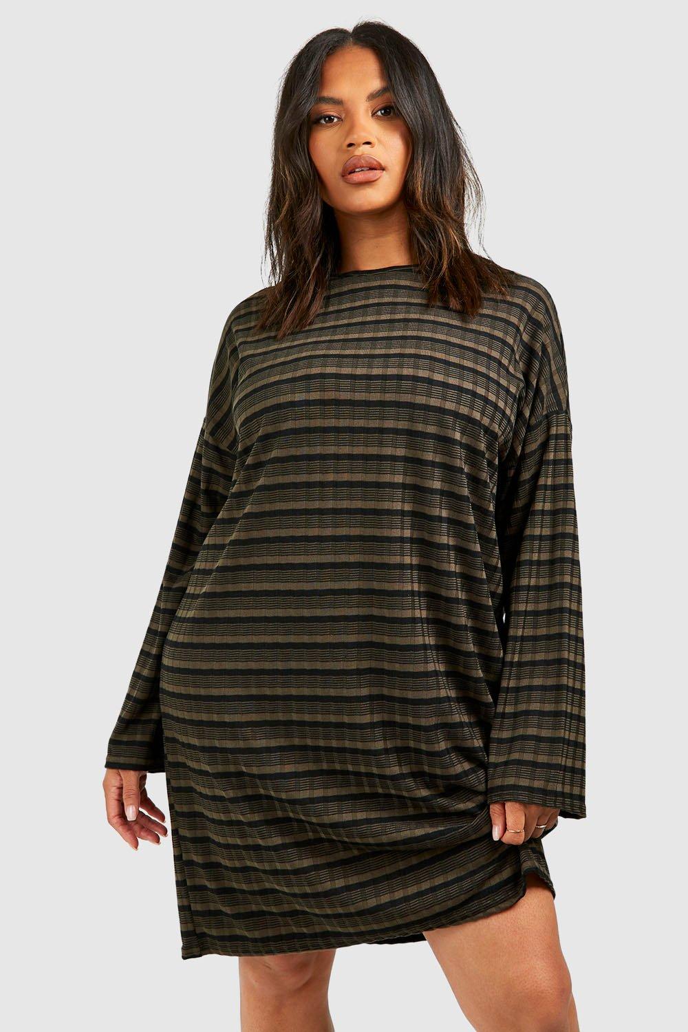 Image of Vestito in maglia Plus Size extra comodo a girocollo in maglia a coste a righe, Verde