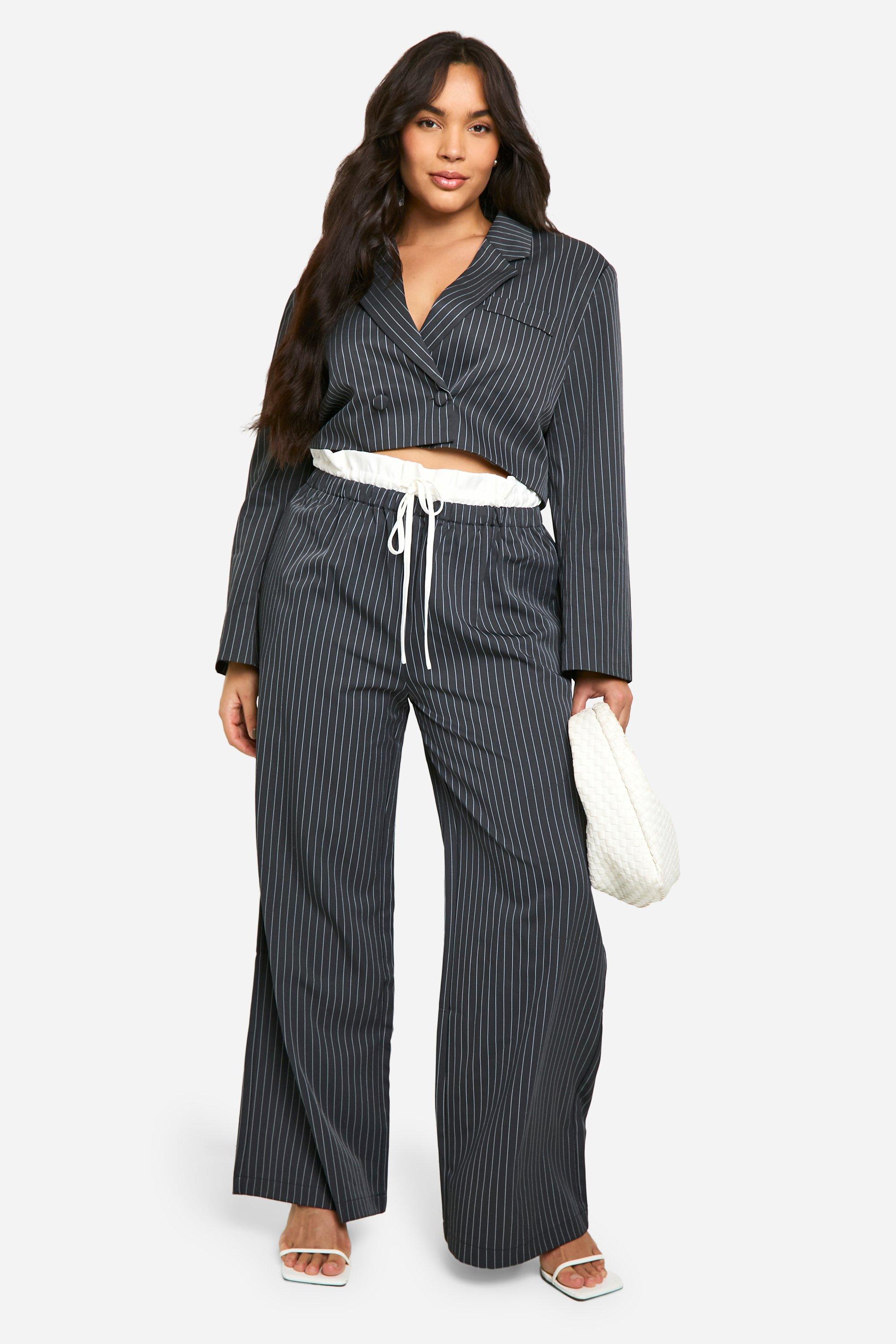Image of Pantaloni a gamba ampia Plus Size stile Boxer a righe verticali con laccetti in vita, Grigio