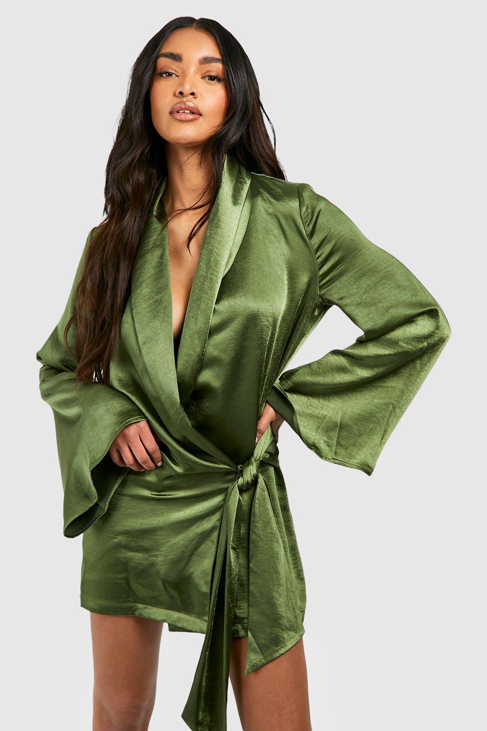 Image of Vestito camicia scaldacuore in raso, Verde