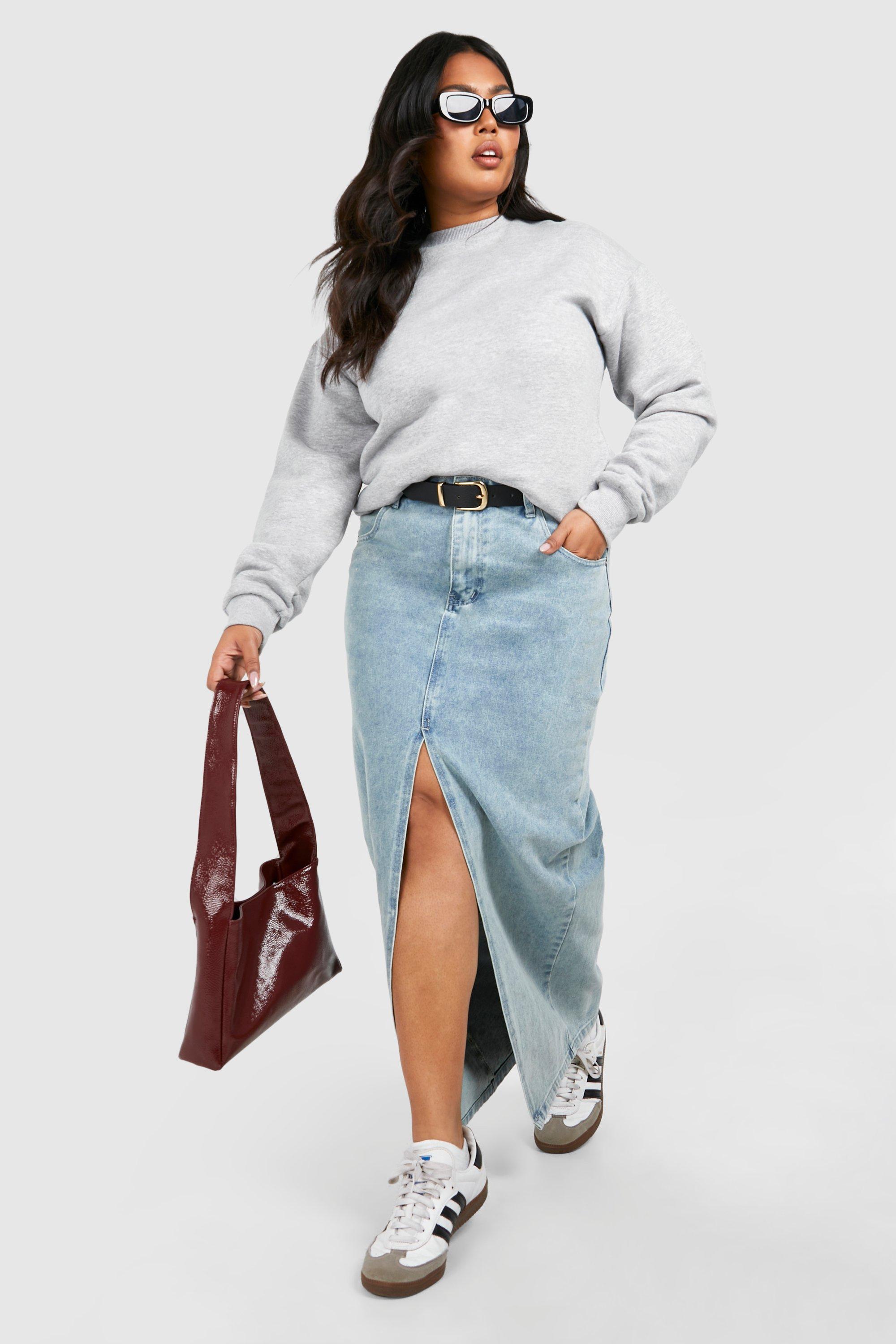 Image of Plus Studded Pocket Detail Split Front Denim Maxi Skirt, Azzurro