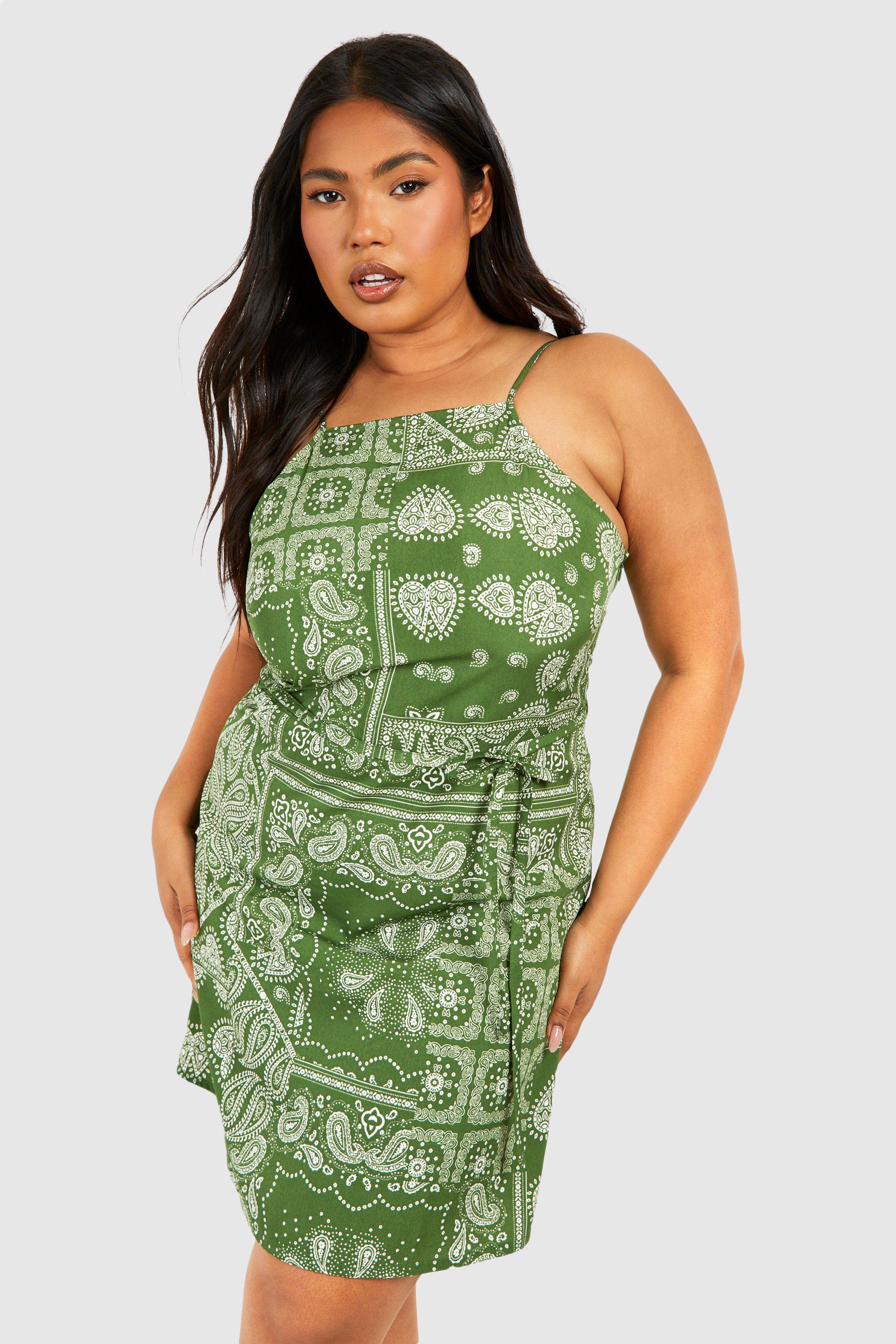 Image of Plus Woven Paisley Print Strappy Mini Dress, Verde