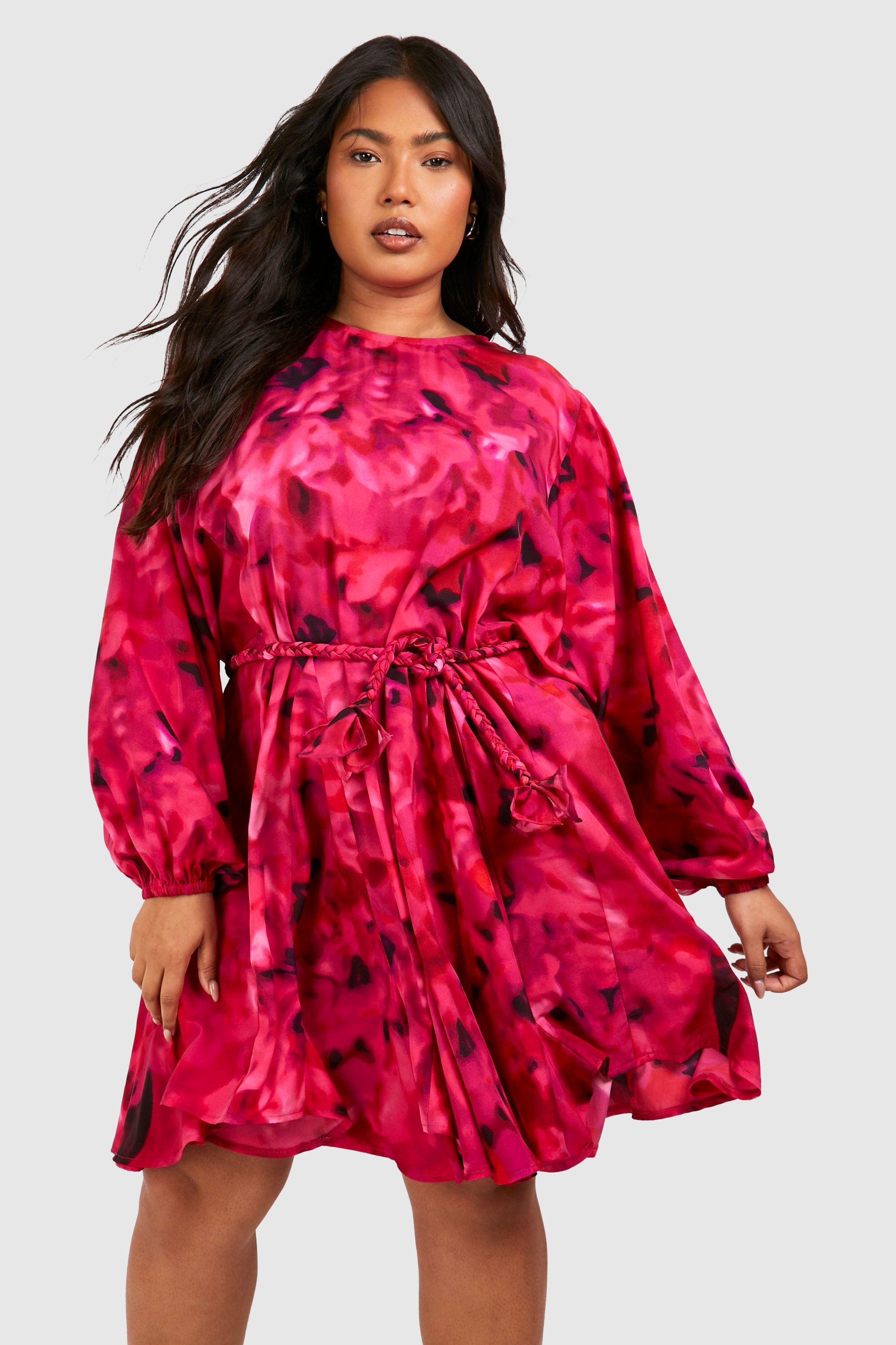 Image of Plus Blur Print Godet Mini Dress, Pink