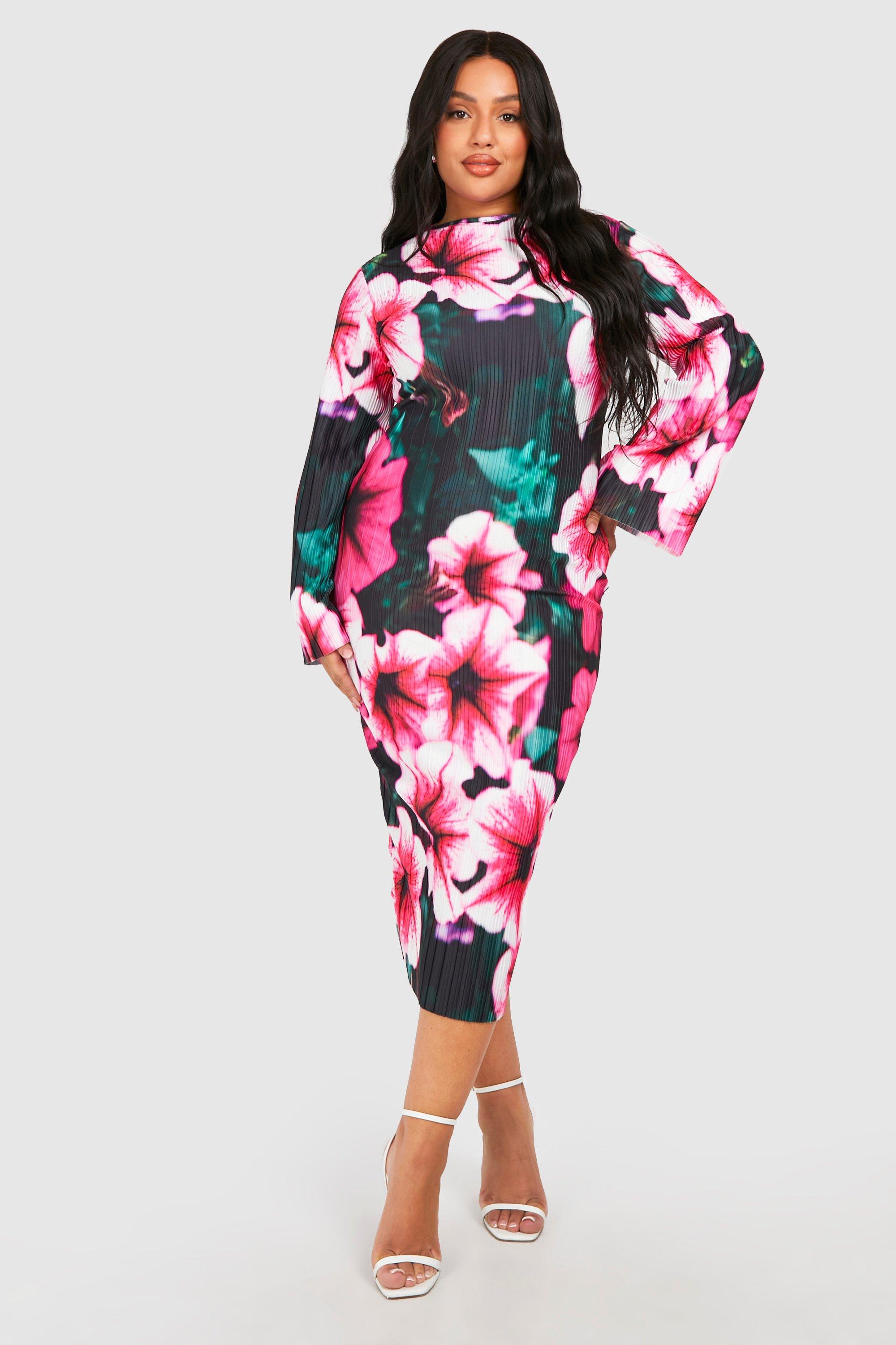 Image of Plus Plisse Floral Print Flare Sleeve Midaxi Dress, Nero