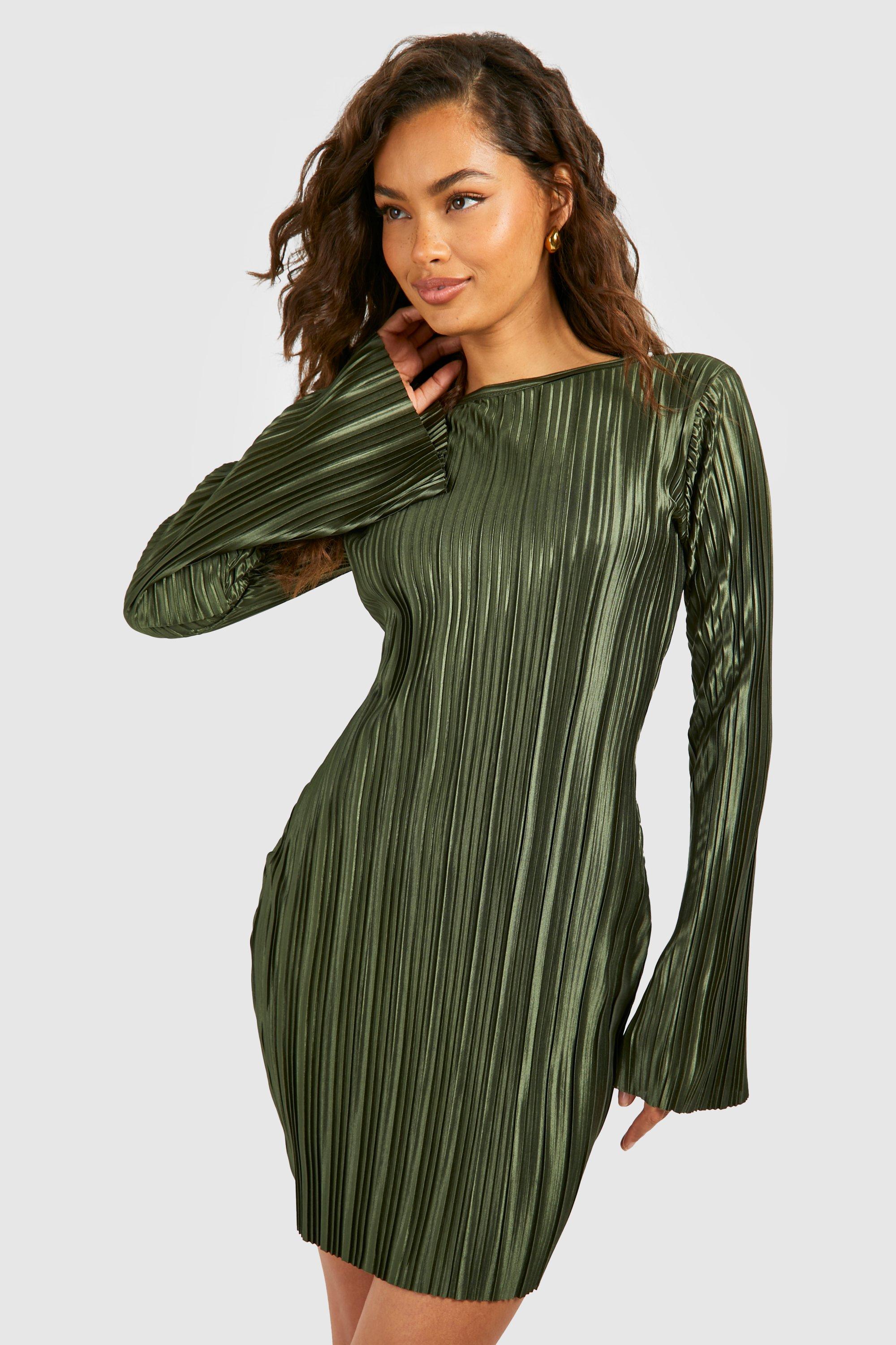Image of Flare Sleeve Plisse Shift Mini Dress, Verde