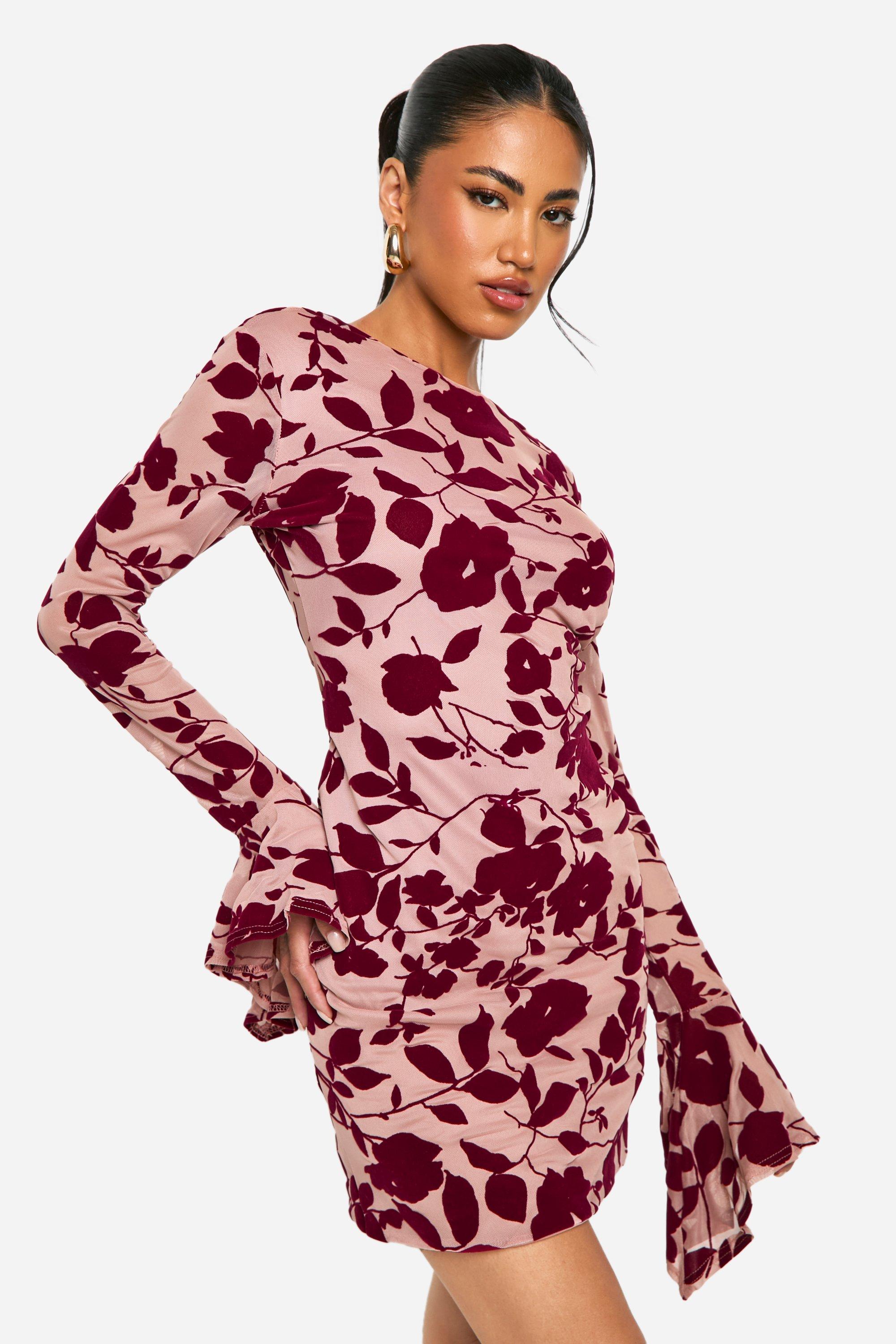 Boohoo Devore Bloemenprint Mini Jurk Met Geplooide Mouwen, Plum