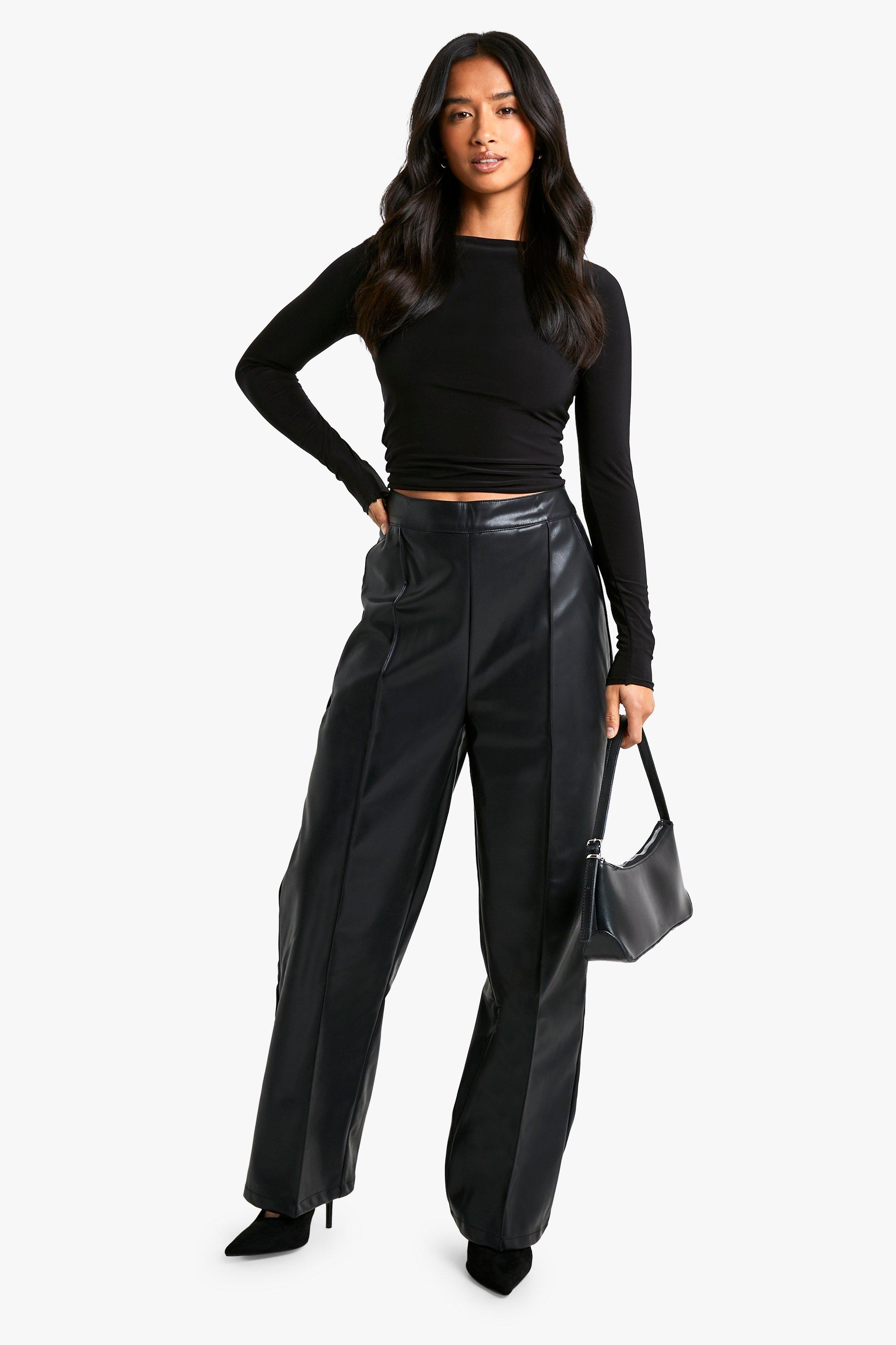 Image of Pantaloni dritti Petite in pelle sintetica, Nero