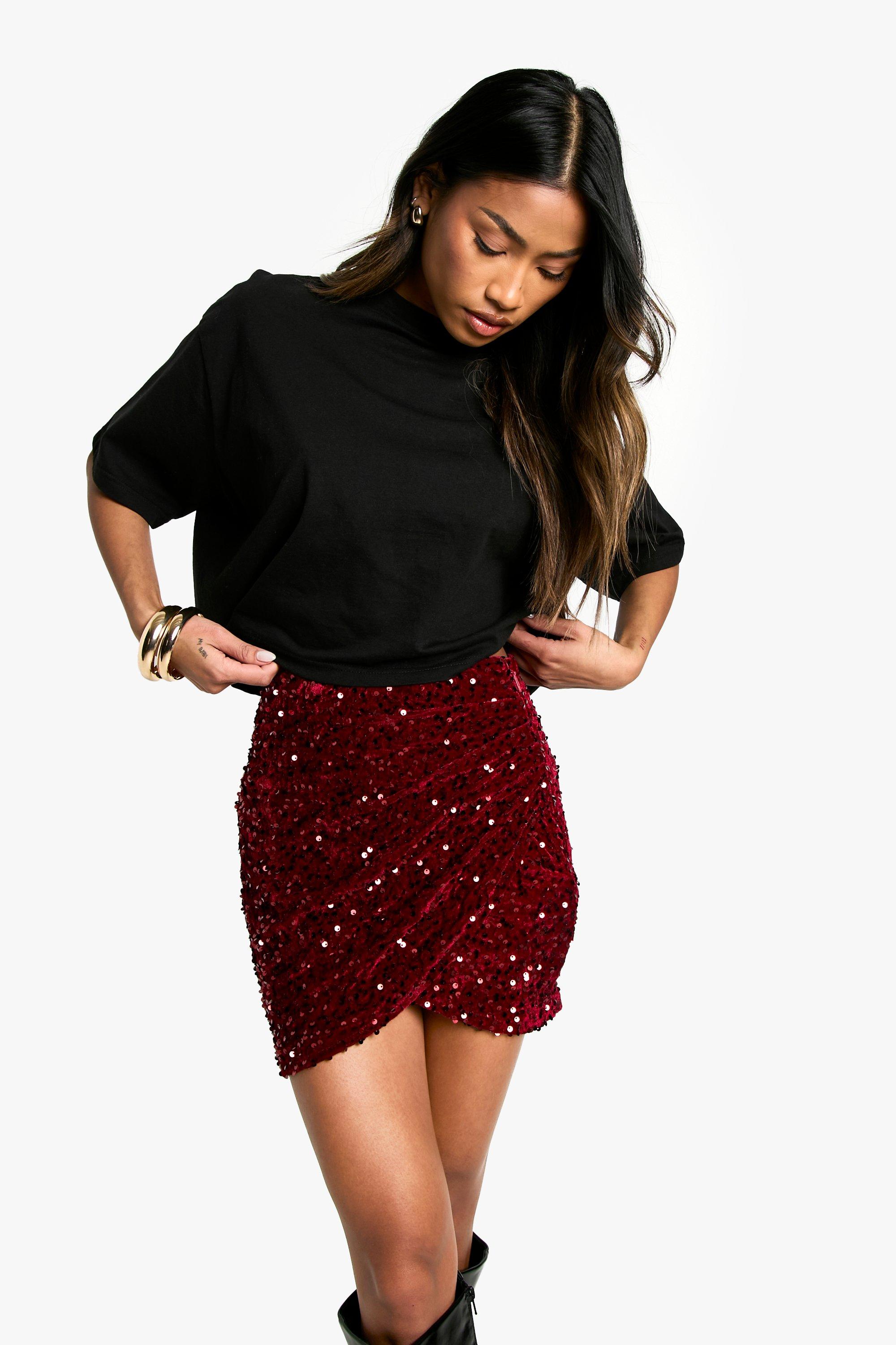 Boohoo Geplooid Fluwelen Mini Rokje Met Pailletten, Merlot