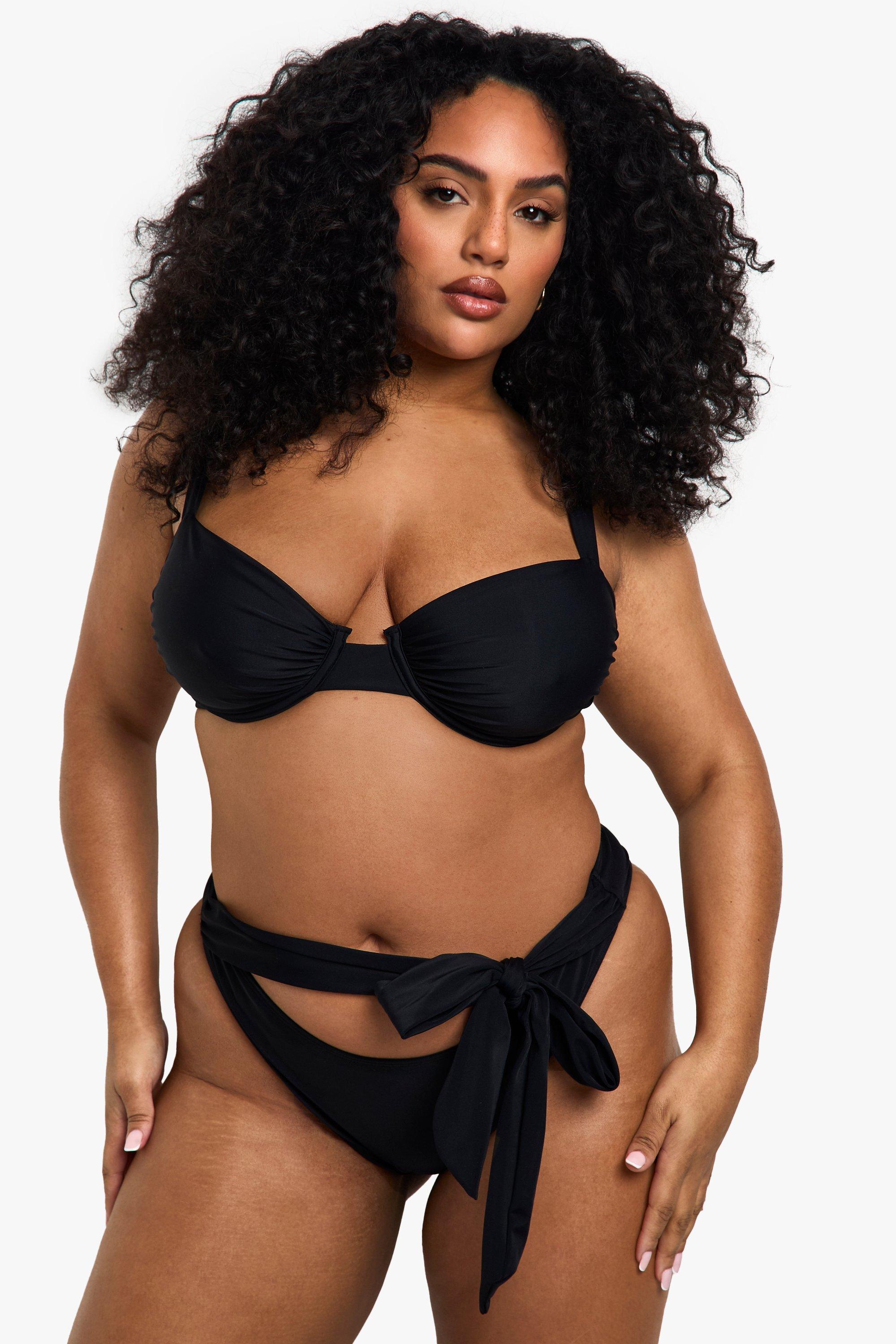 Boohoo Plus Corrigerende Badmode Essentials Bikini Broekje Met Hoge Taille En Strik, Black