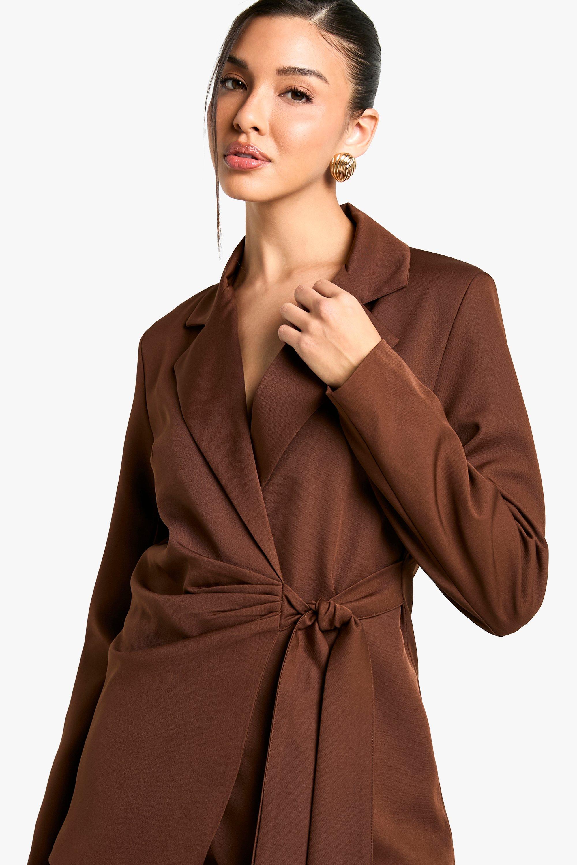 Boohoo Geweven Wikkel Blazer Met Strik, Chocolate