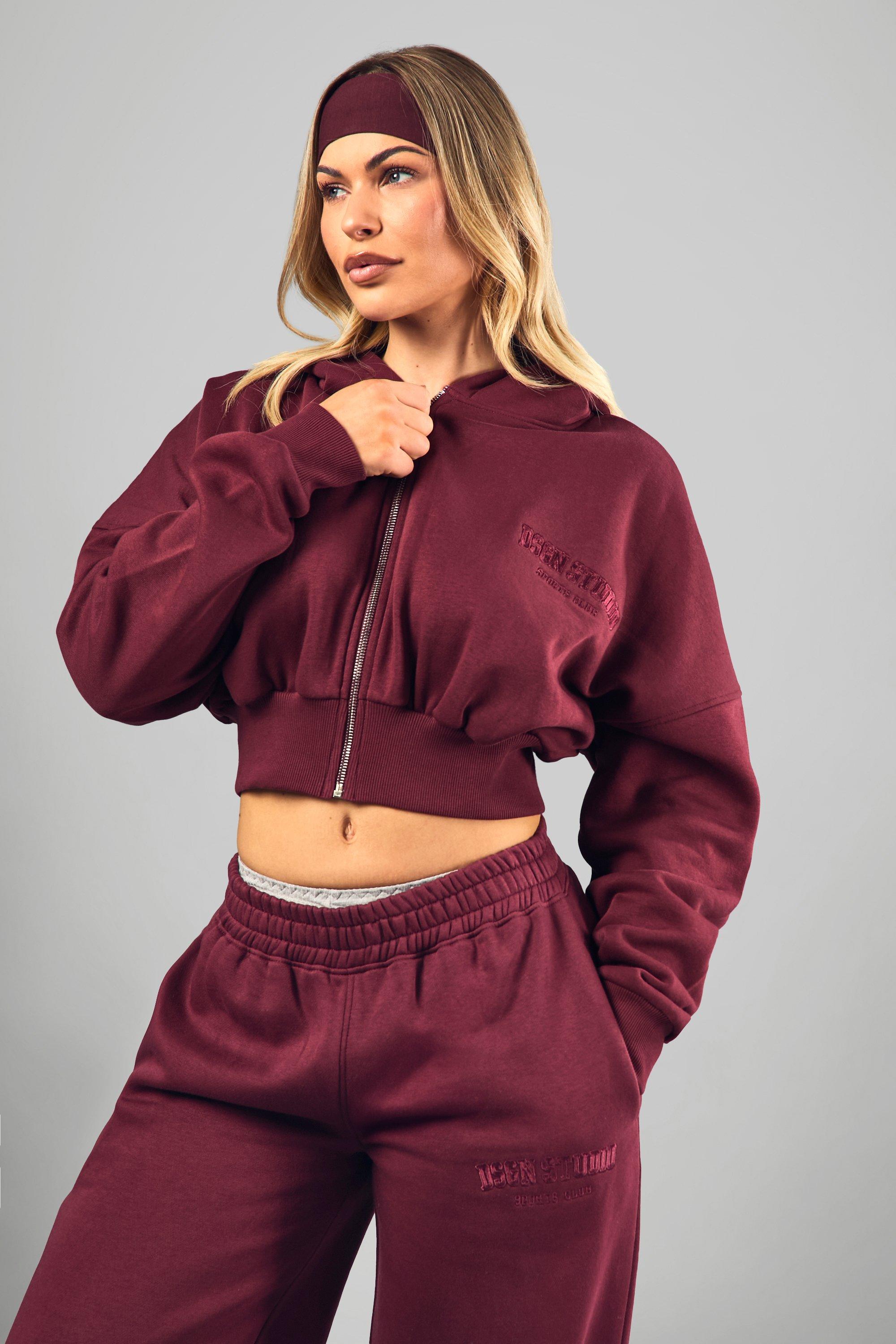 Image of Felpa squadrata corta con applique Dsgn Studio, zip e cappuccio, Rosso