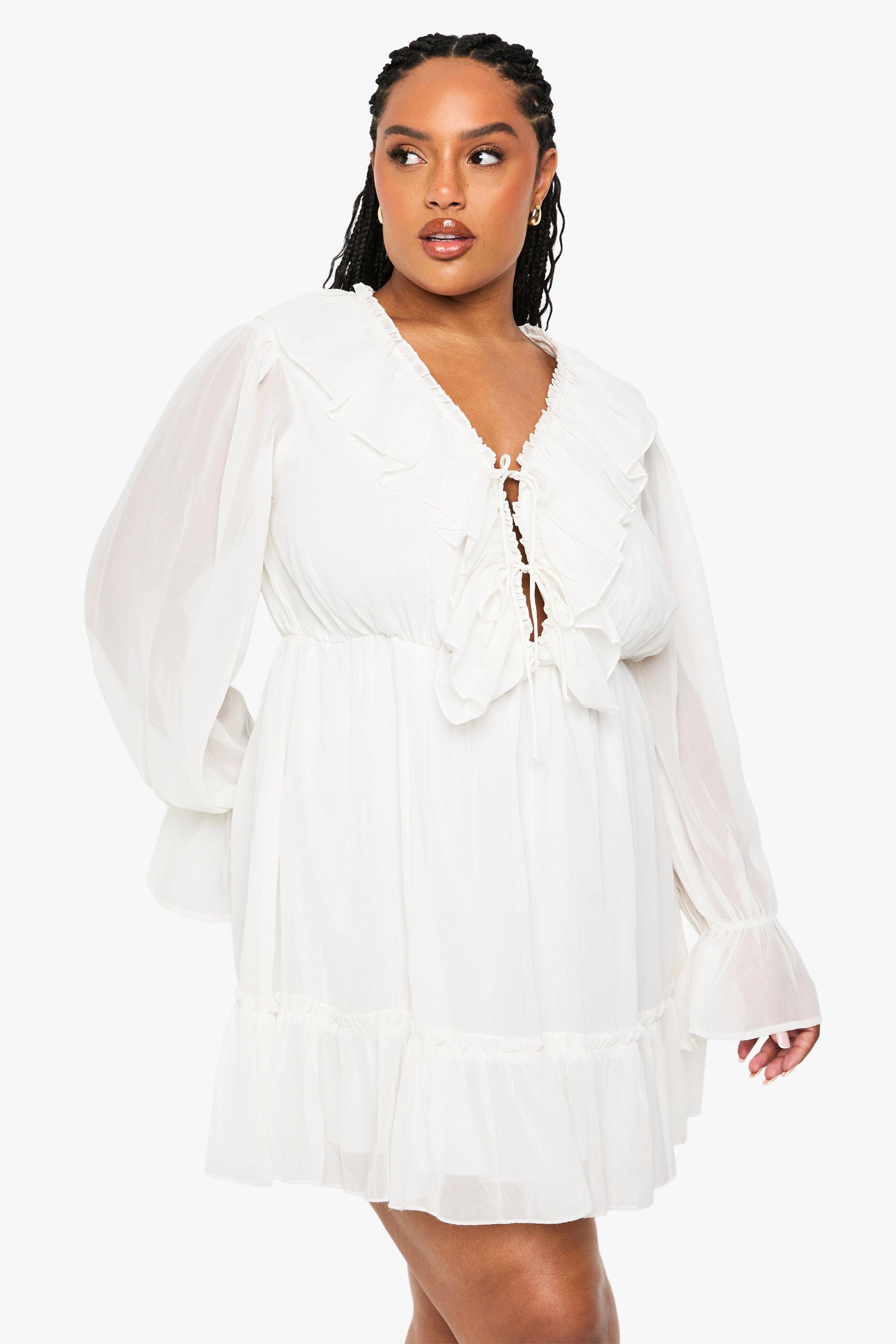 Boohoo Plus Chiffon Jurk Met Lange Mouwen En Ruches, Ecru