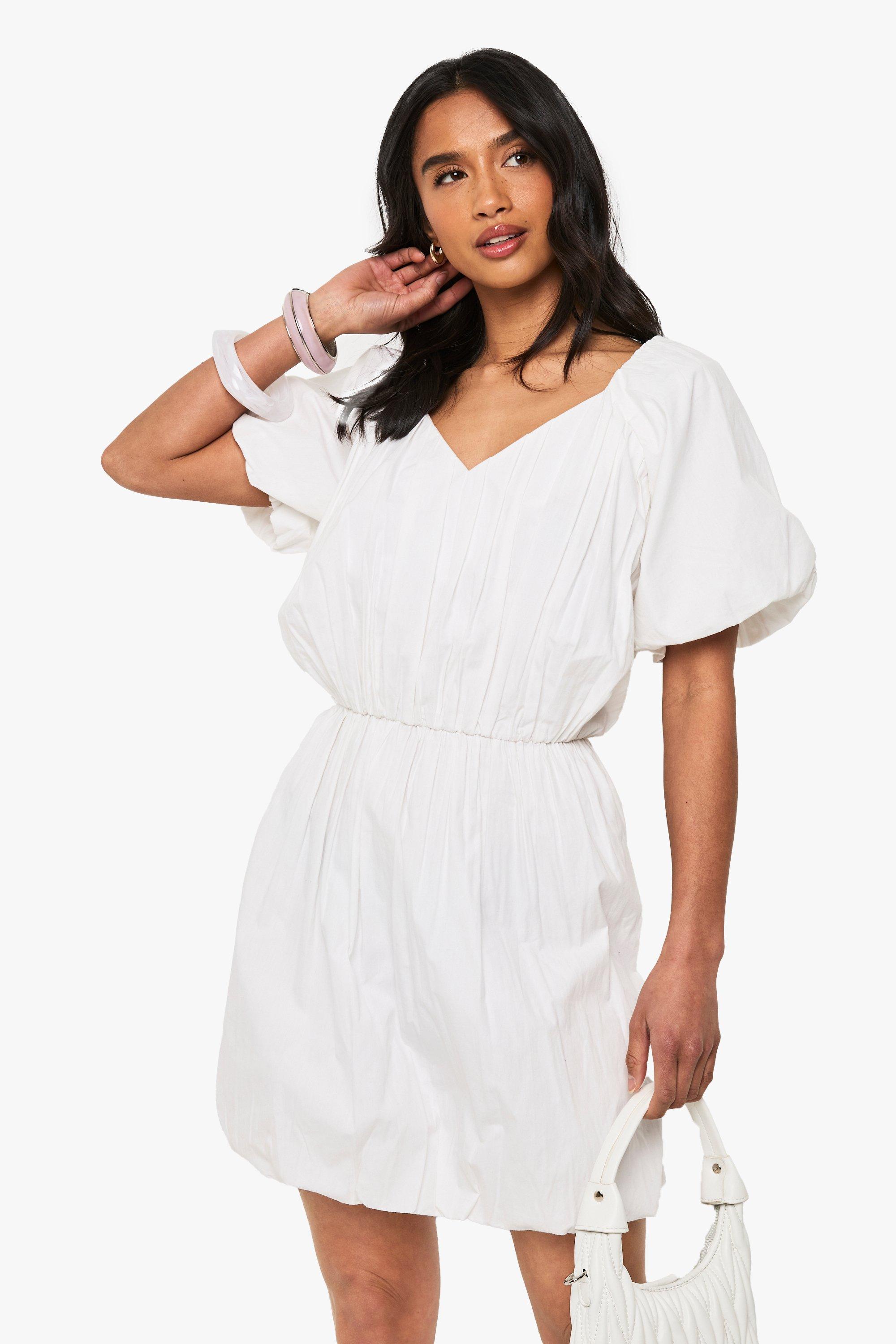 Boohoo Petite Mini Skater Jurk Met V-Hals En Extreme Pofmouwen, White