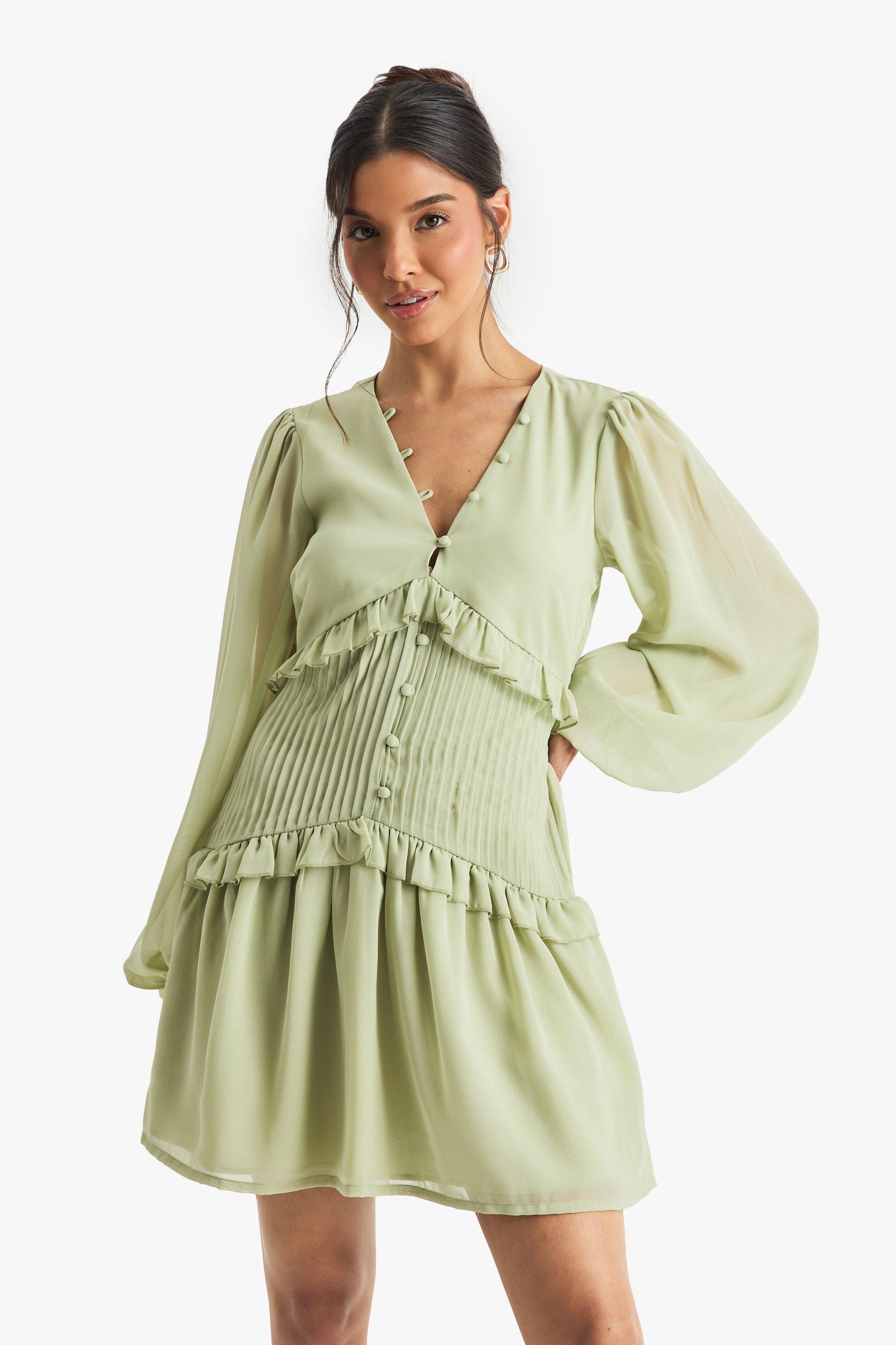 Boohoo Chiffon Mini Jurk Met Lange Mouwen En Geplooide Taille, Sage