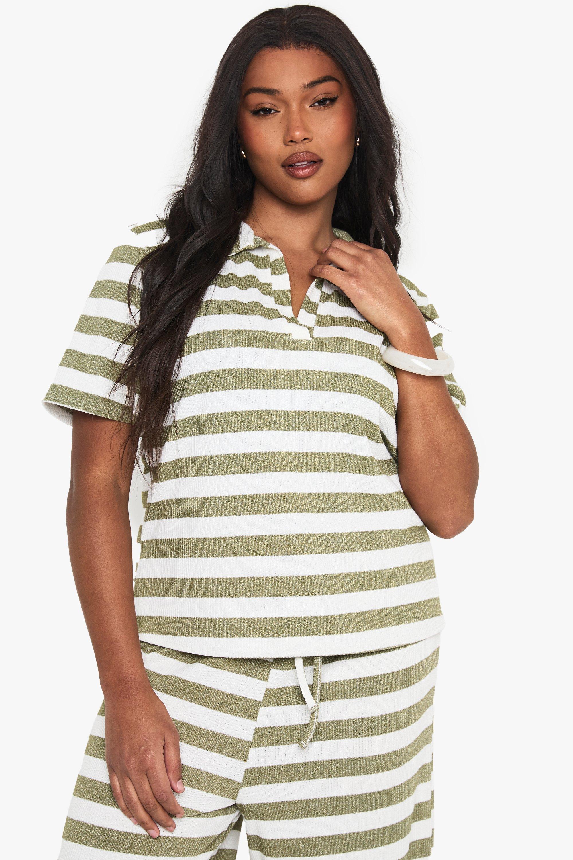 Image of Top in maglia Plus Size con scollo a V e colletto, Verde