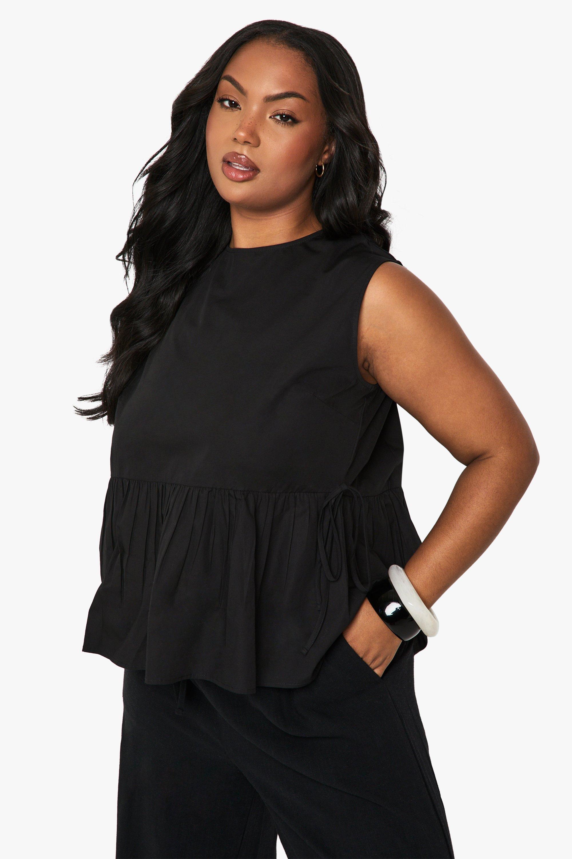 Image of Top smanicato Plus Size con laccetti laterali, Nero