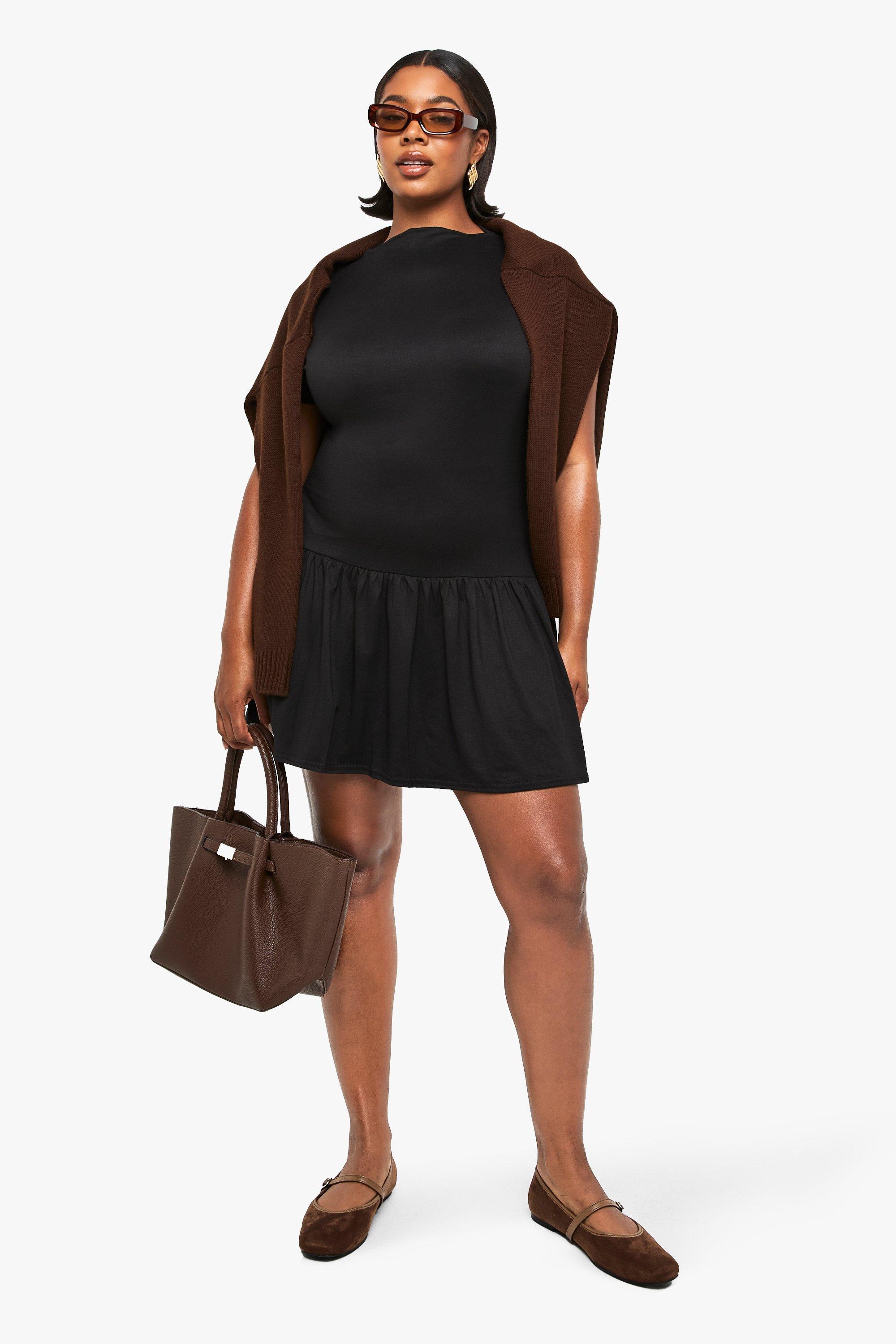 Boohoo Plus Superzachte Skater Jurk Met Hoge Kraag En Losvallende Zoom, Black