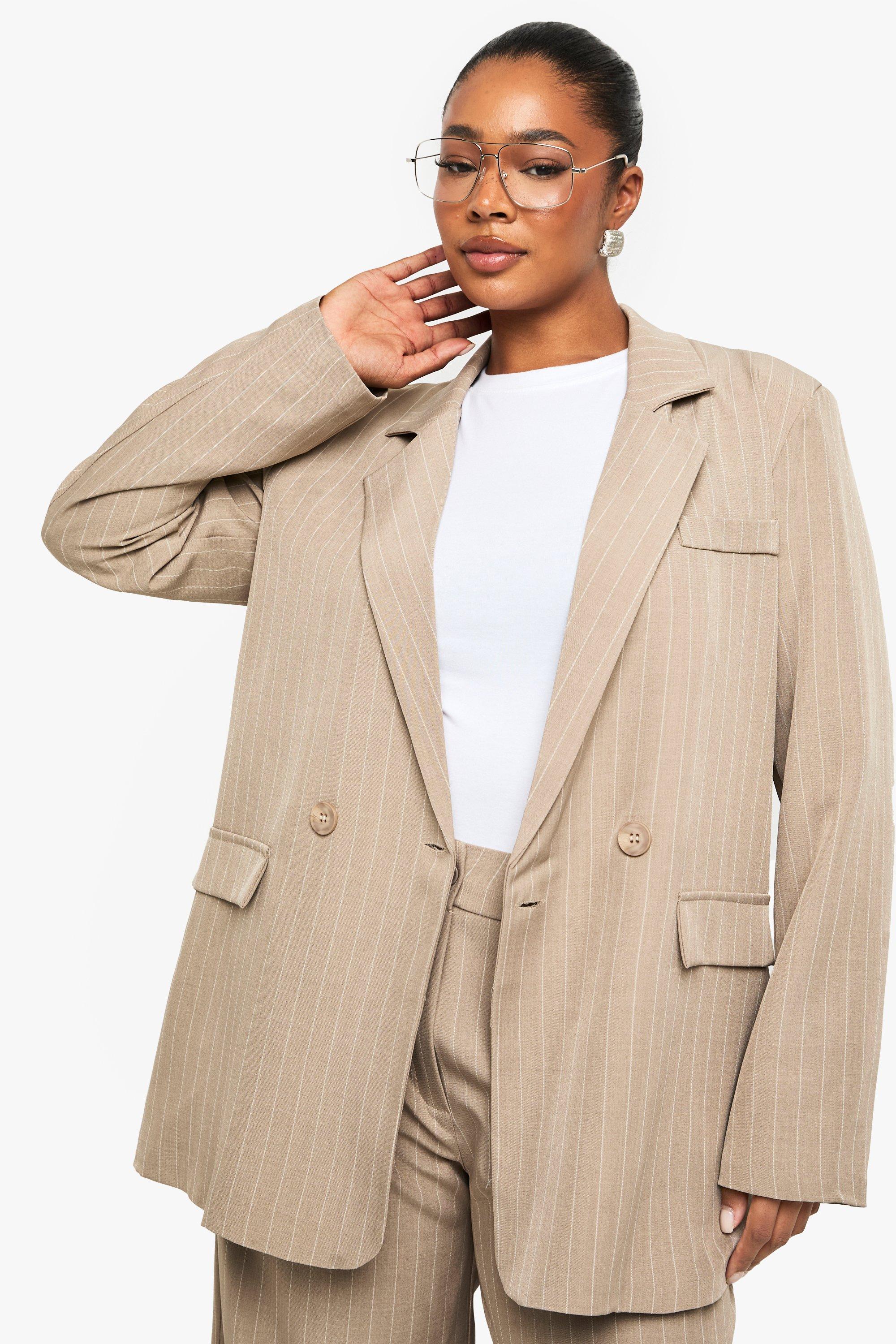 Boohoo Plus Oversized Blazer Met Krijtstrepen, Mocha