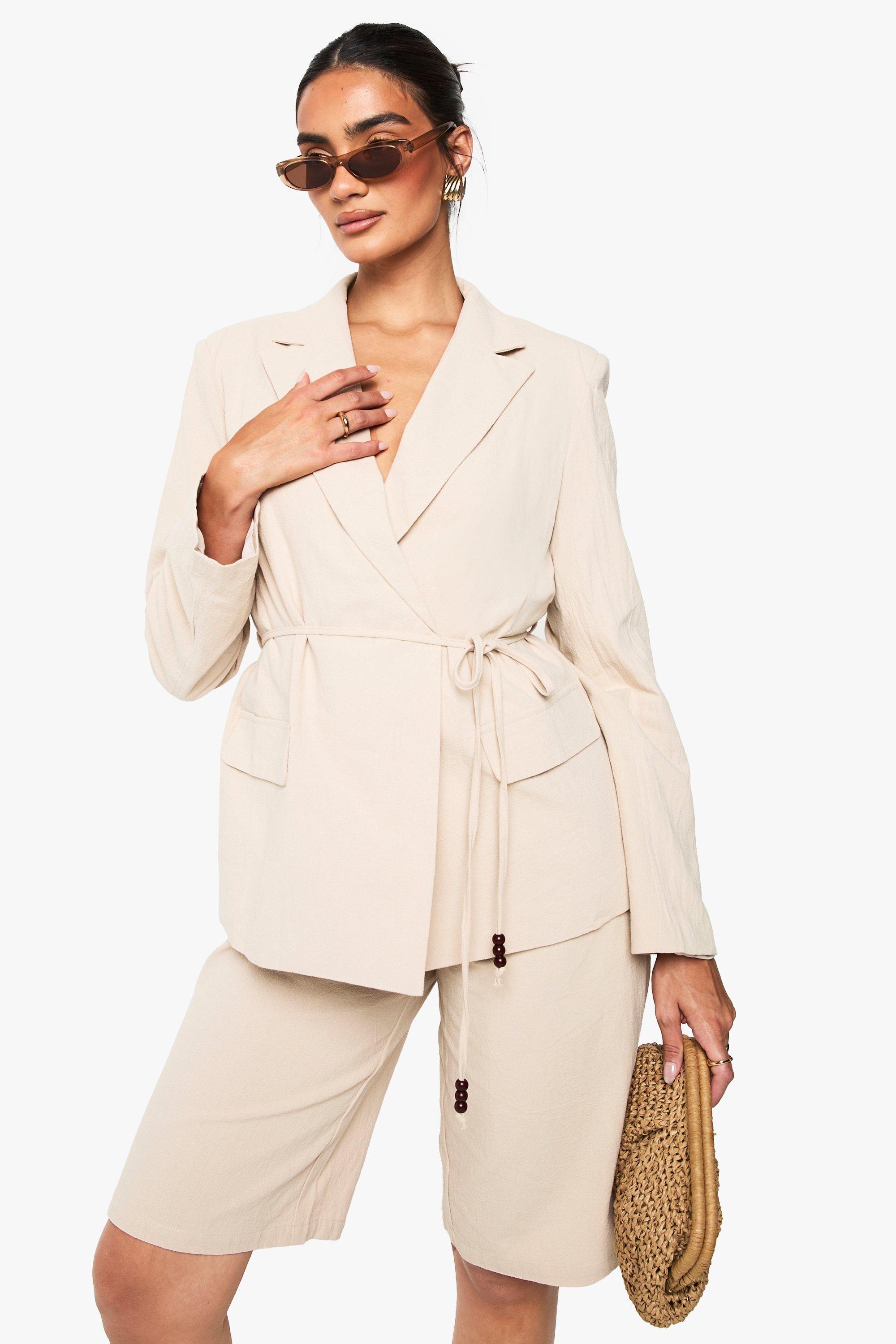 Boohoo Linnen Wikkel Blazer Met Kraaltjes En Strik, Stone