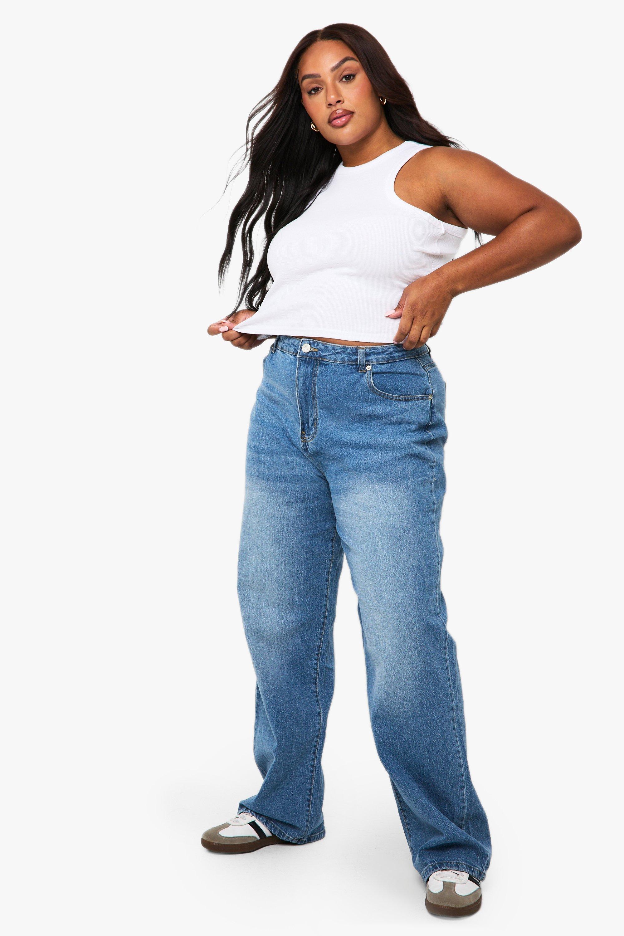 Boohoo Plus Basic Jeans Met Rechte Pijpen, Light Wash
