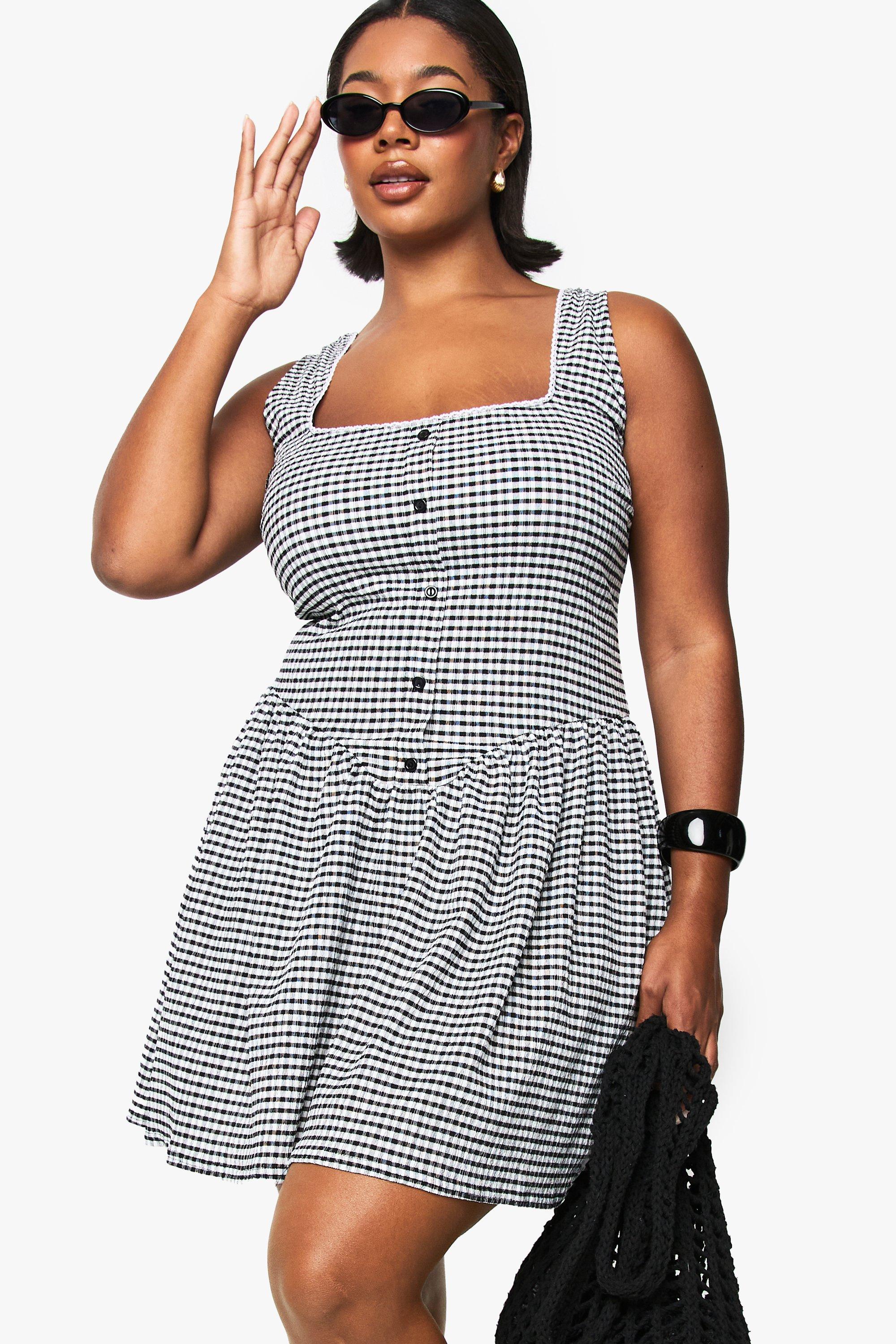 Boohoo Plus Ginham Skater Jurk Met Korset Detail, Black