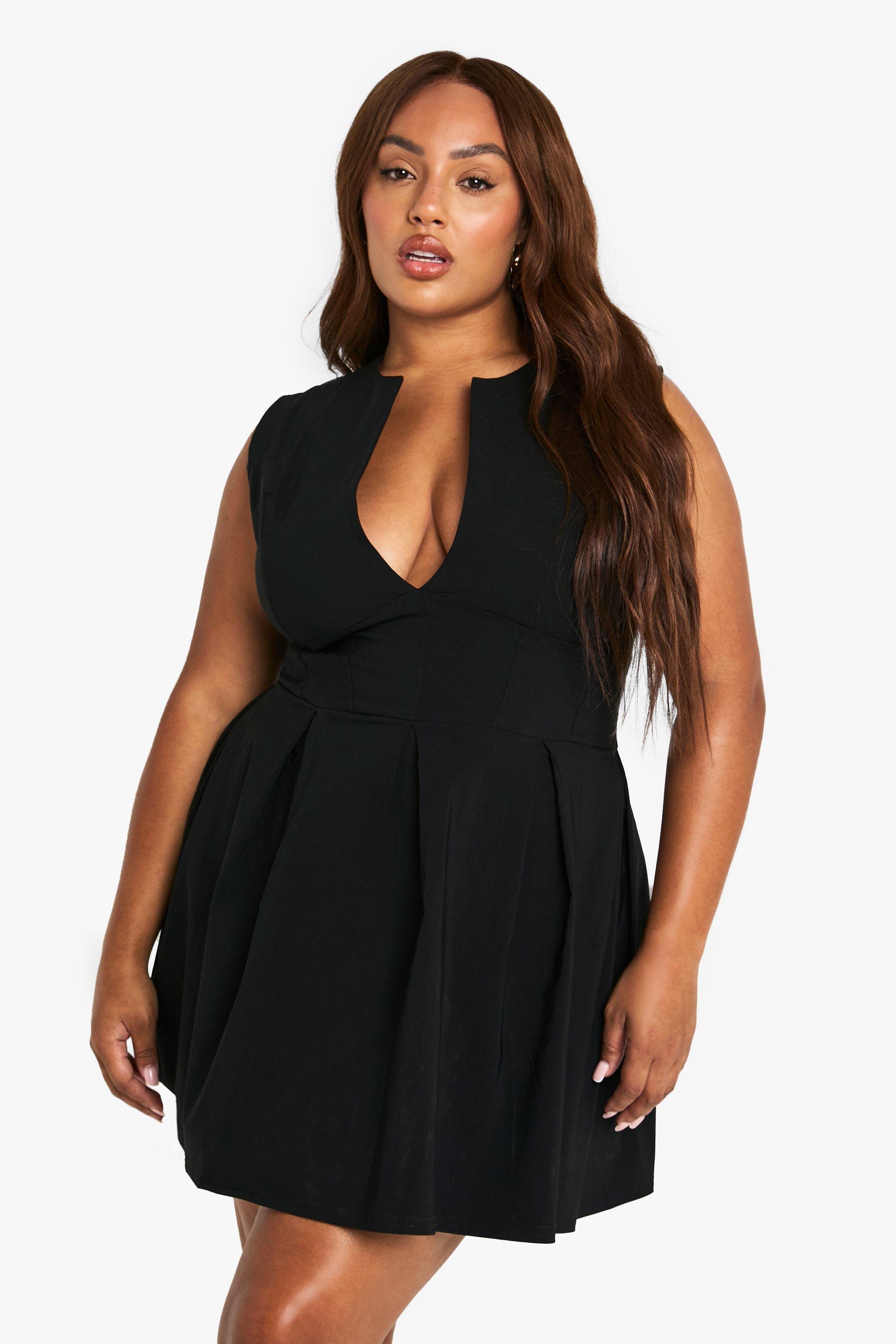 Image of Vestito Plus Size con dettagli stile corsetto, scollo profondo e pieghe sul fondo, Nero