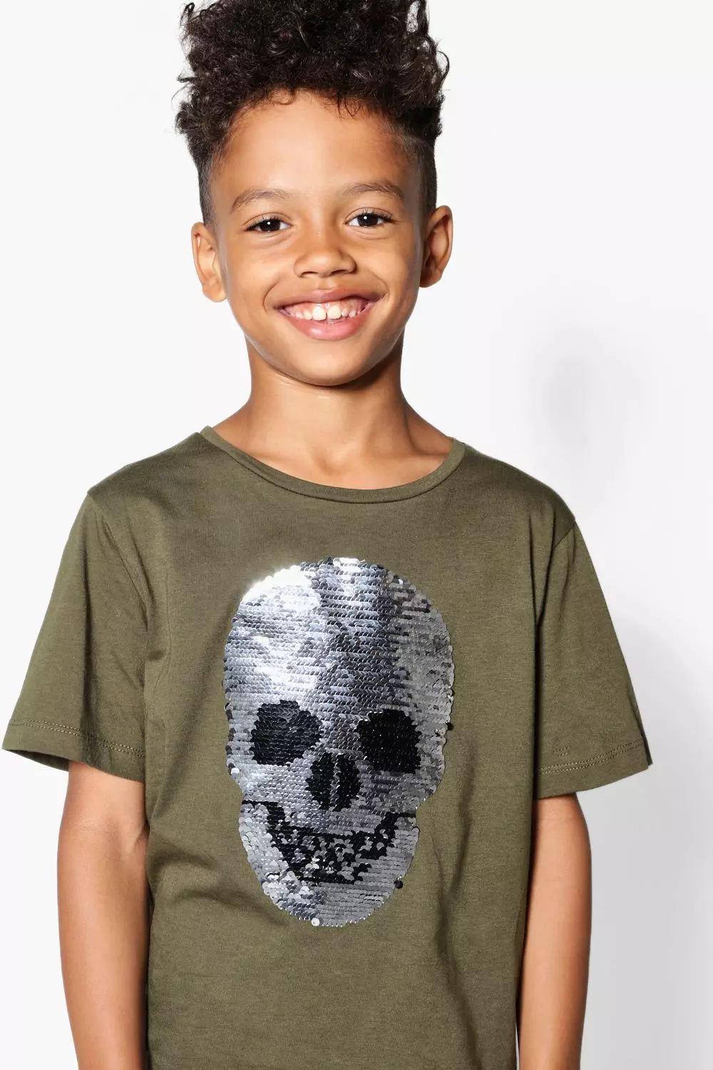 Boys Skull Flippy Sequin Tee Short Set boohooMAN UK