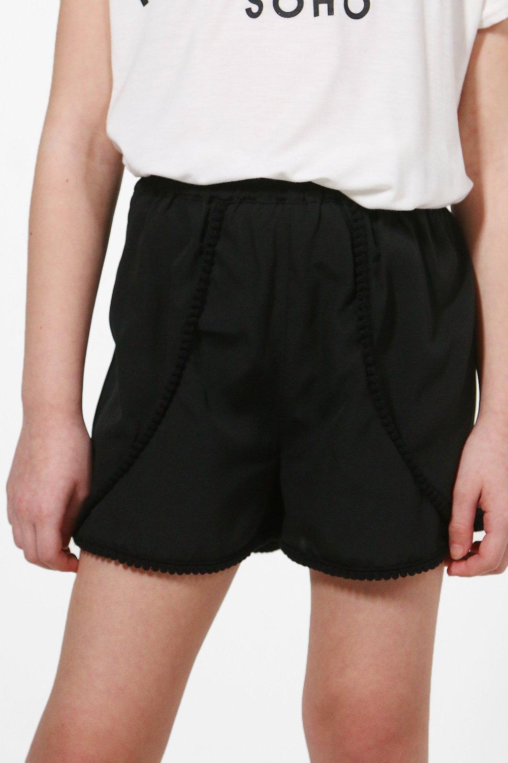 girls runner shorts