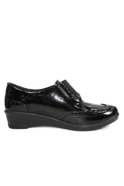Nell Leather Lined Casual Shoes