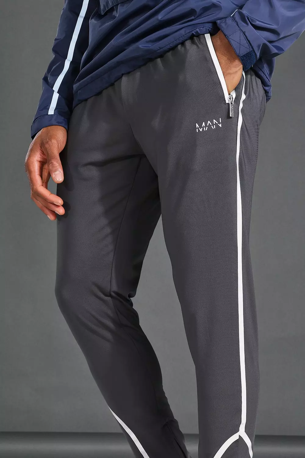 Boohooman reflective online joggers