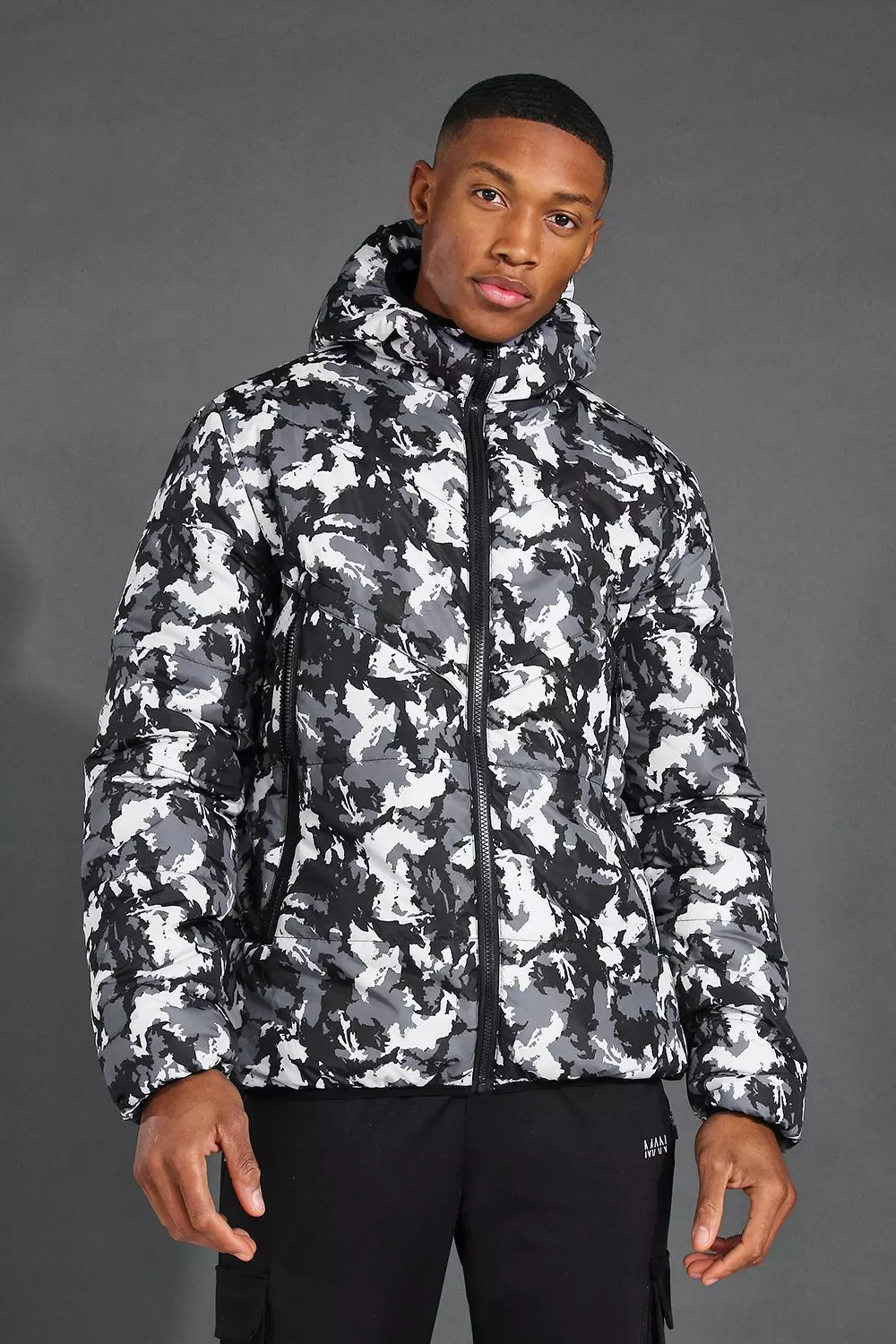 Man Active Camo Puffer Jacket