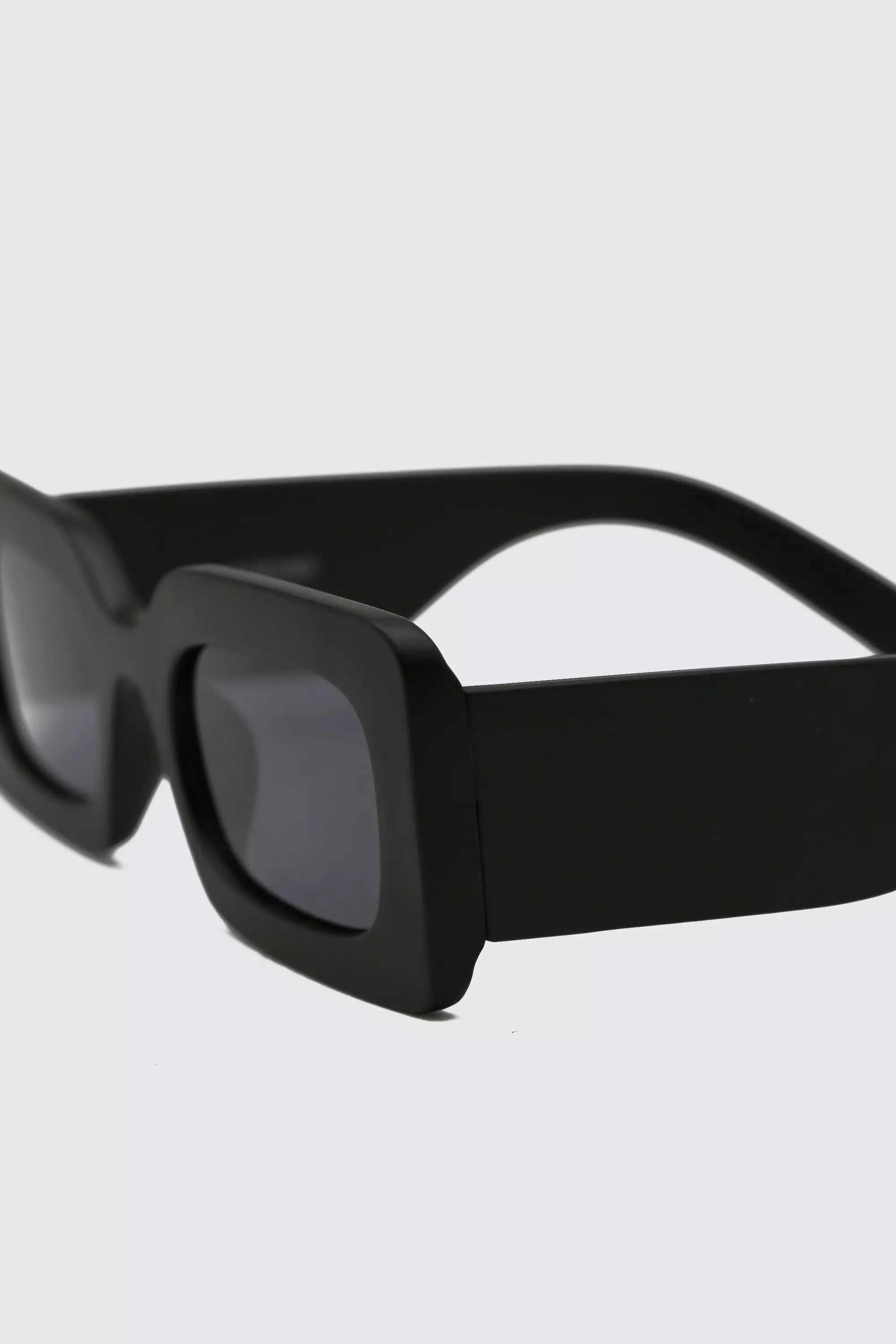 rectangle frame sunglasses