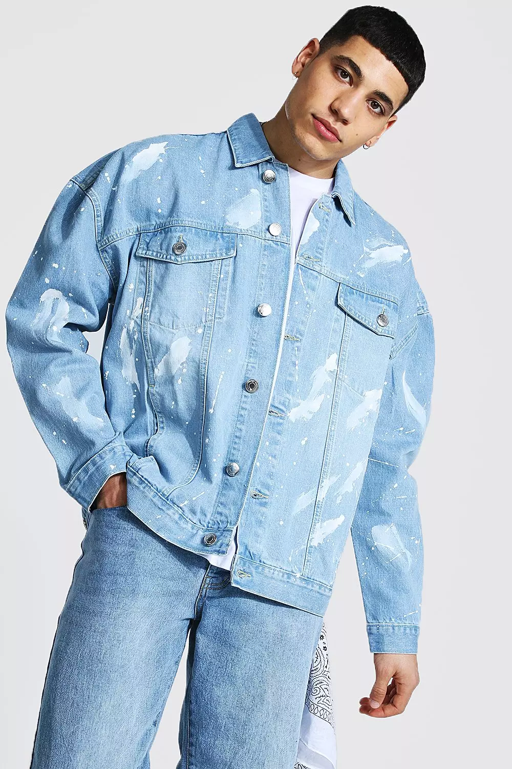 Blue Denim Jacket With Pocket Details