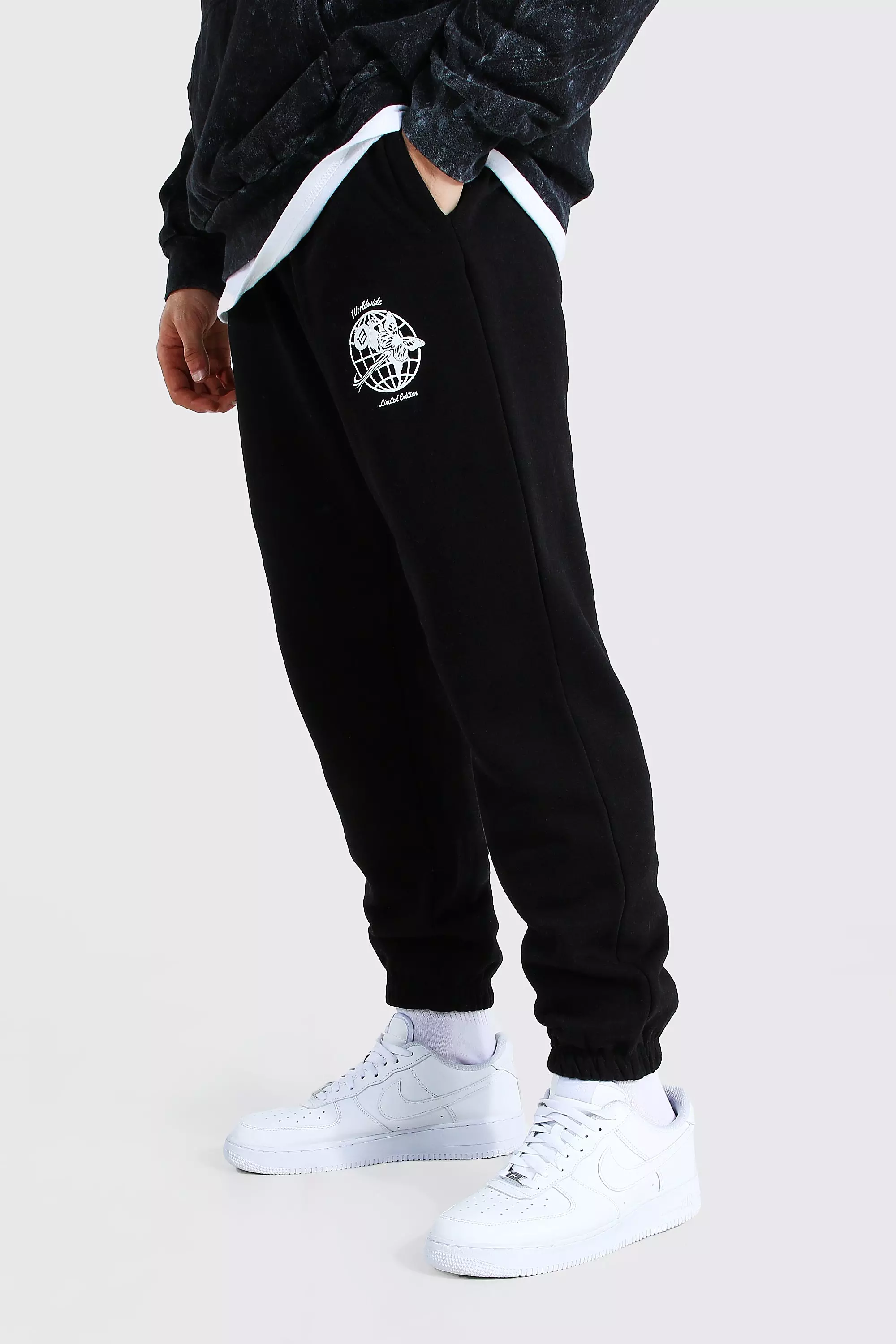 Boohooman best sale butterfly joggers