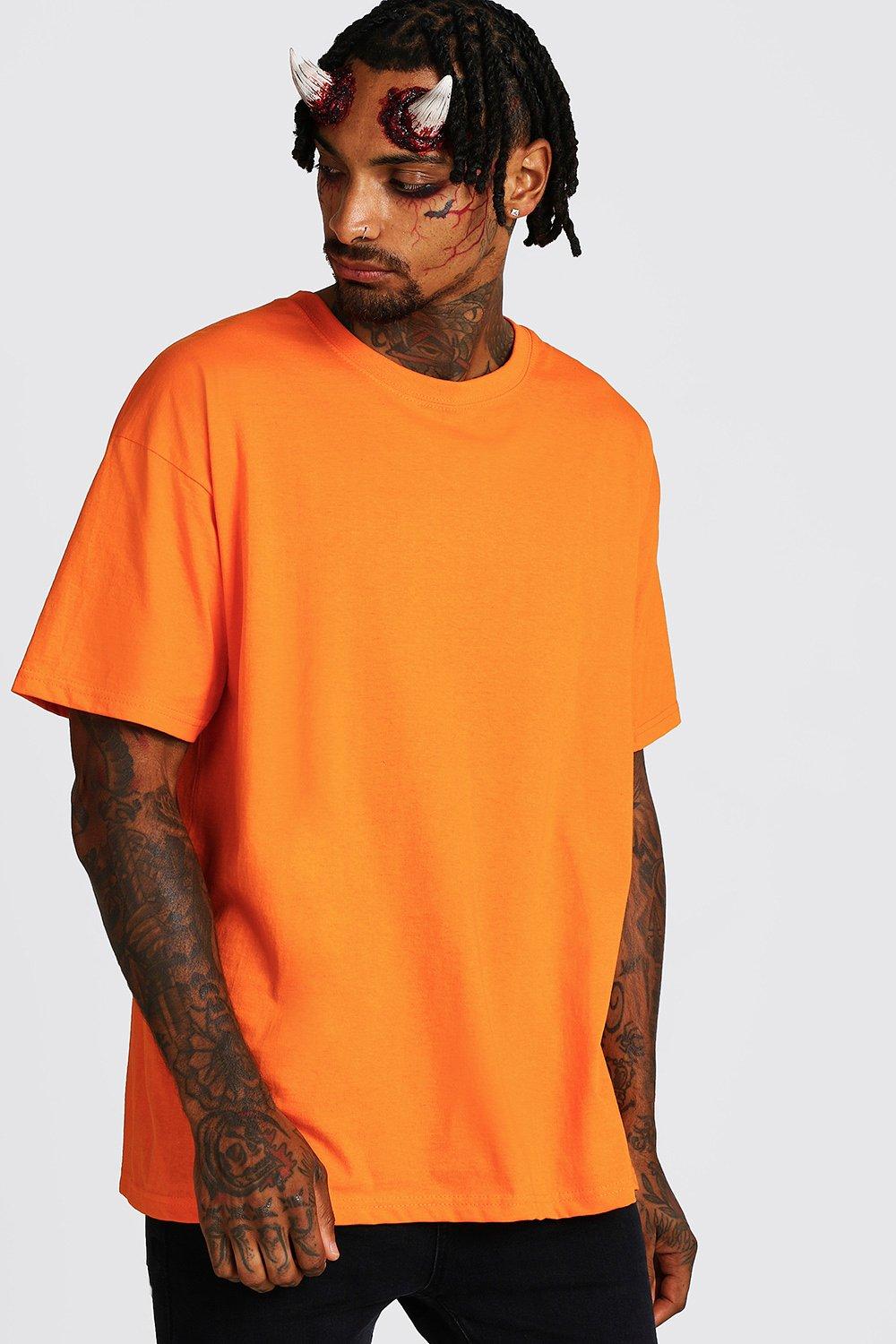 orange t shirt