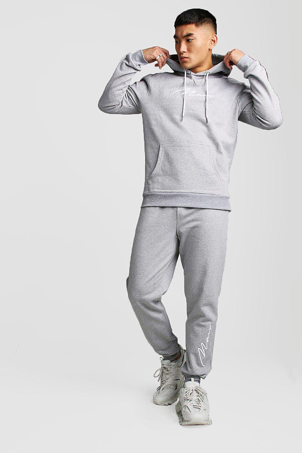

Спортивный костюм с капюшоном с объемной вышивкой Man, Grey