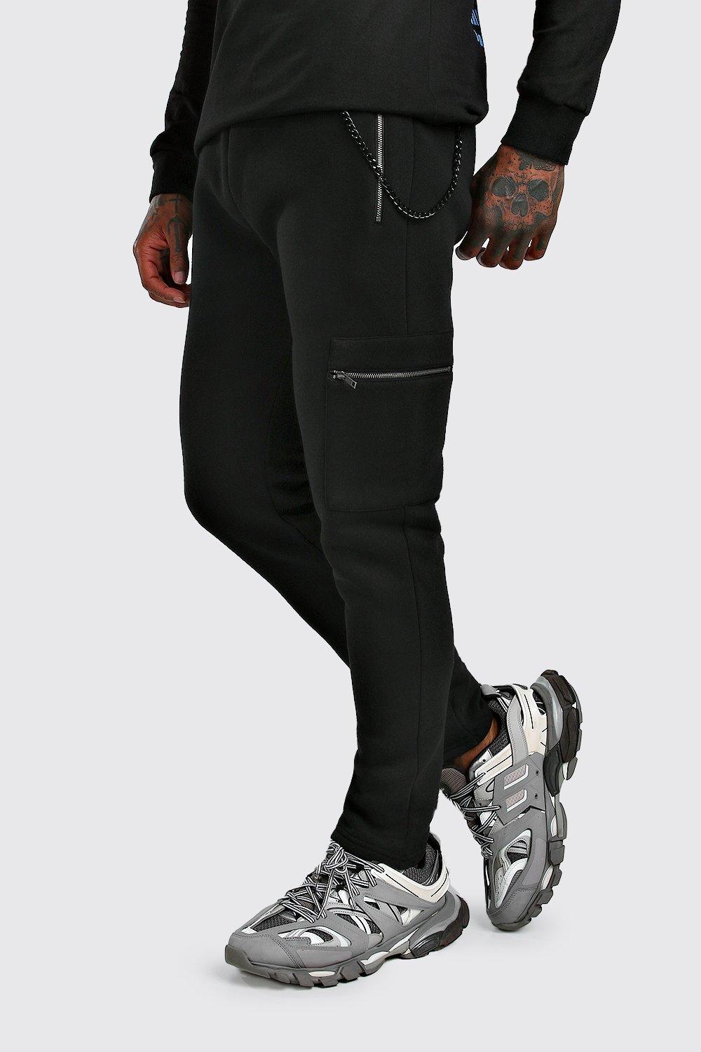 joggers with chain