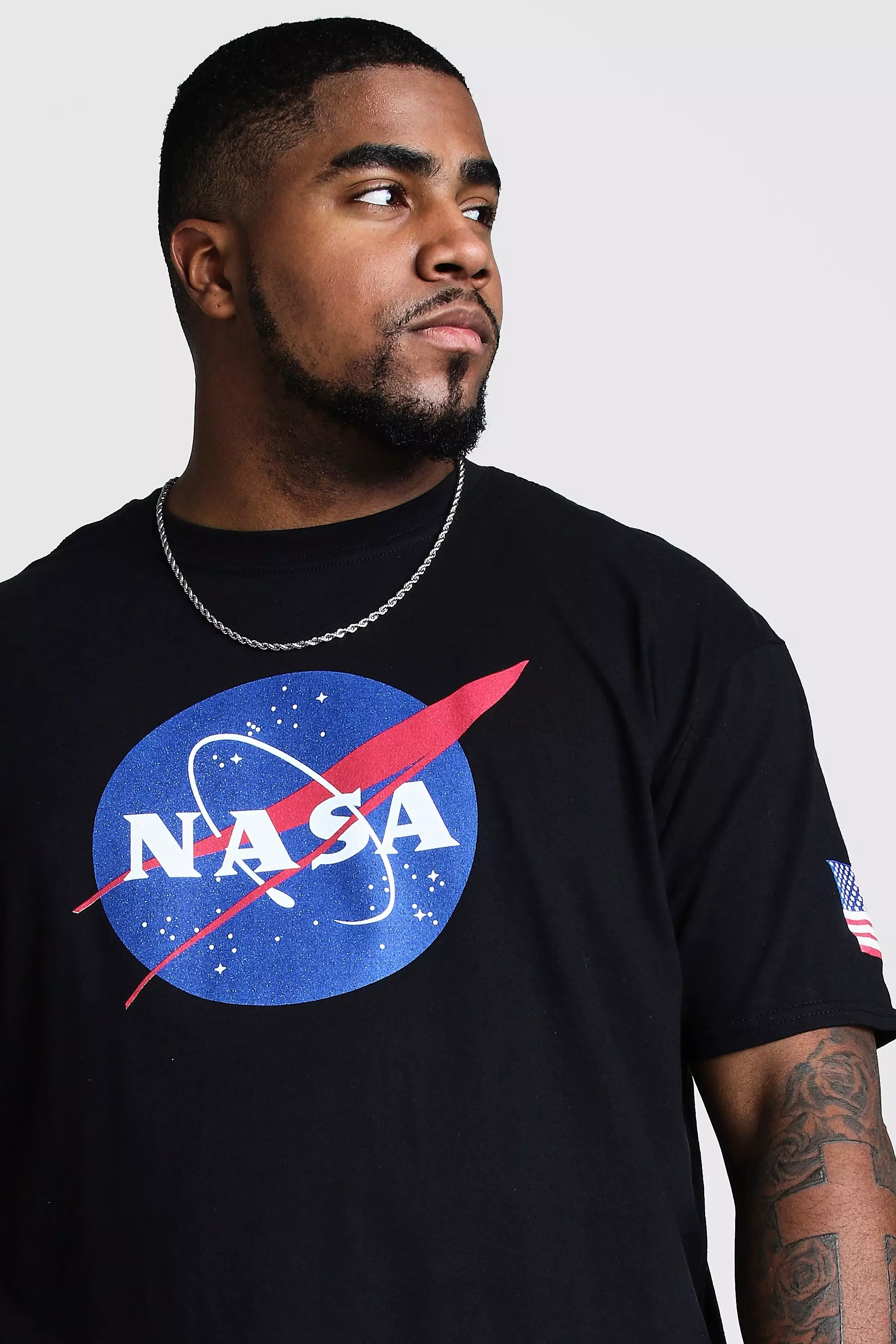 crush Bliv sur stewardesse Plus Size NASA Sleeve Print License T-Shirt | boohooMAN USA