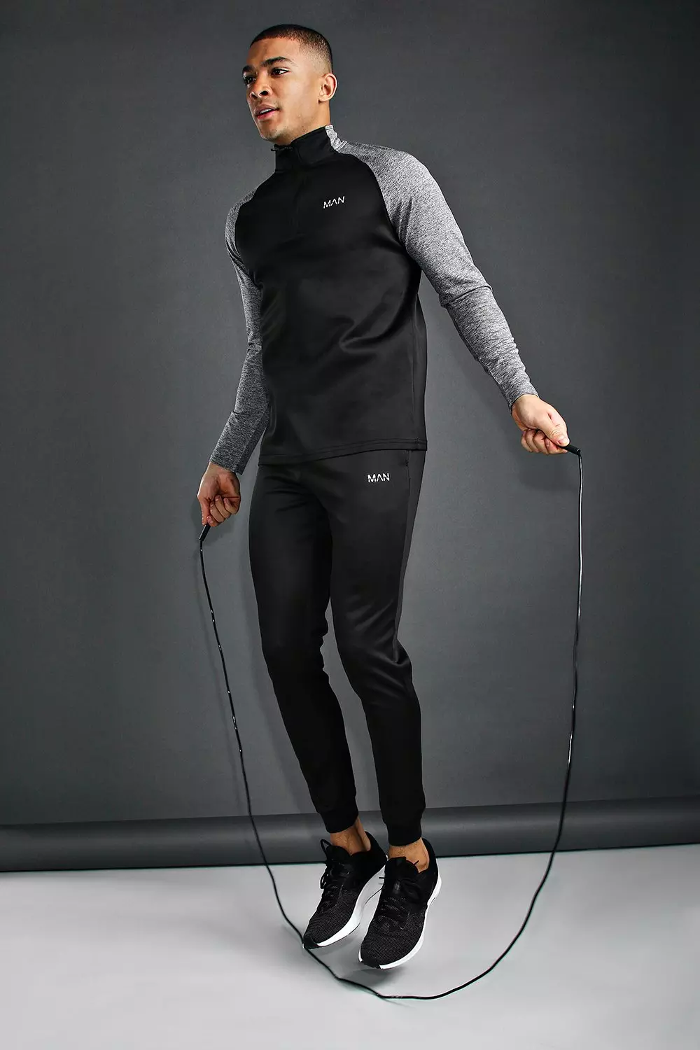 Funnel sales neck tracksuit