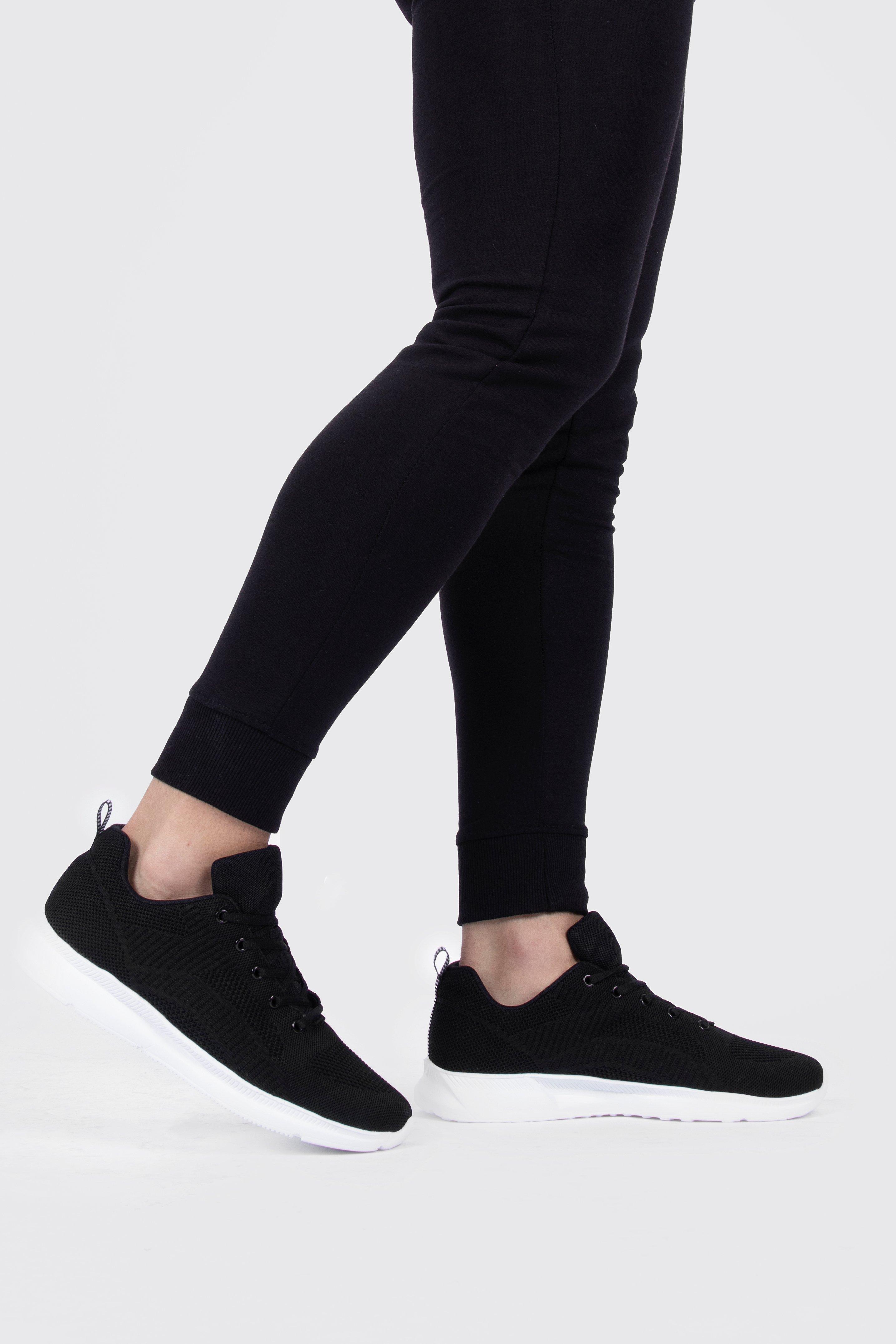

Спортивные трикотажные кроссовки, Black