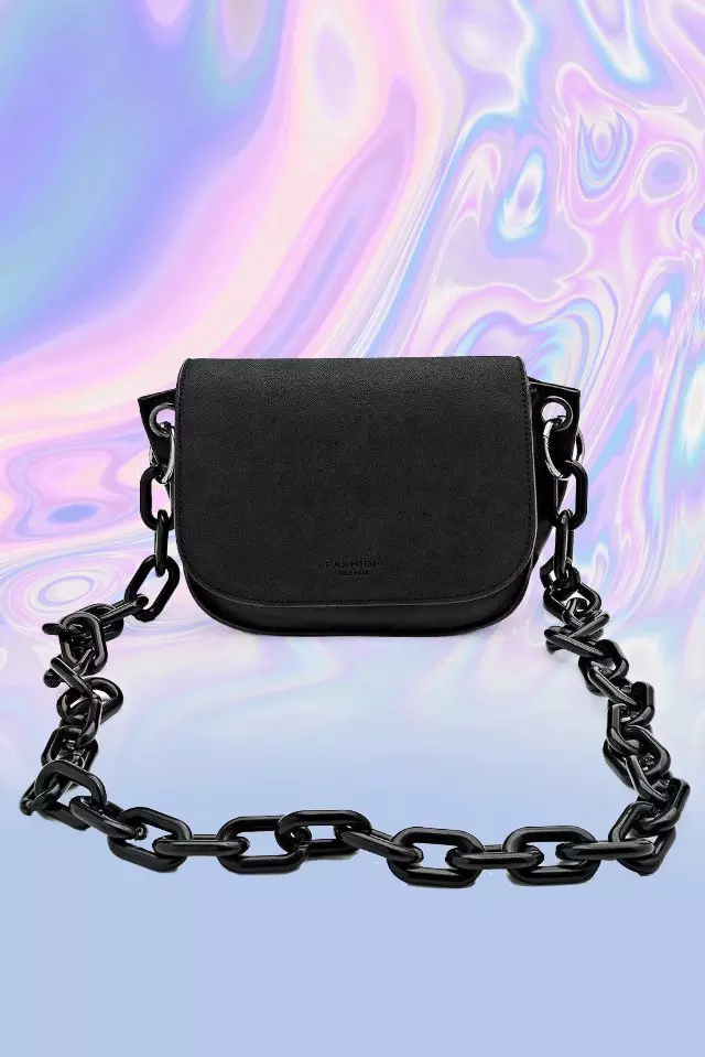 Chunky Chain Bags Will Dominate Fall — Here Are 11 To Shop Now