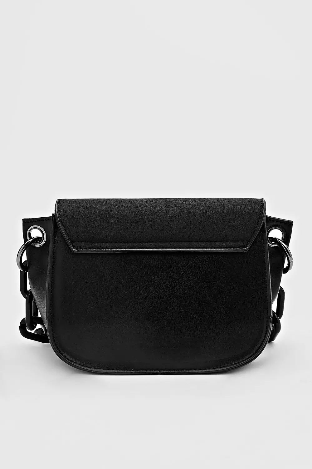 chain crossbody black