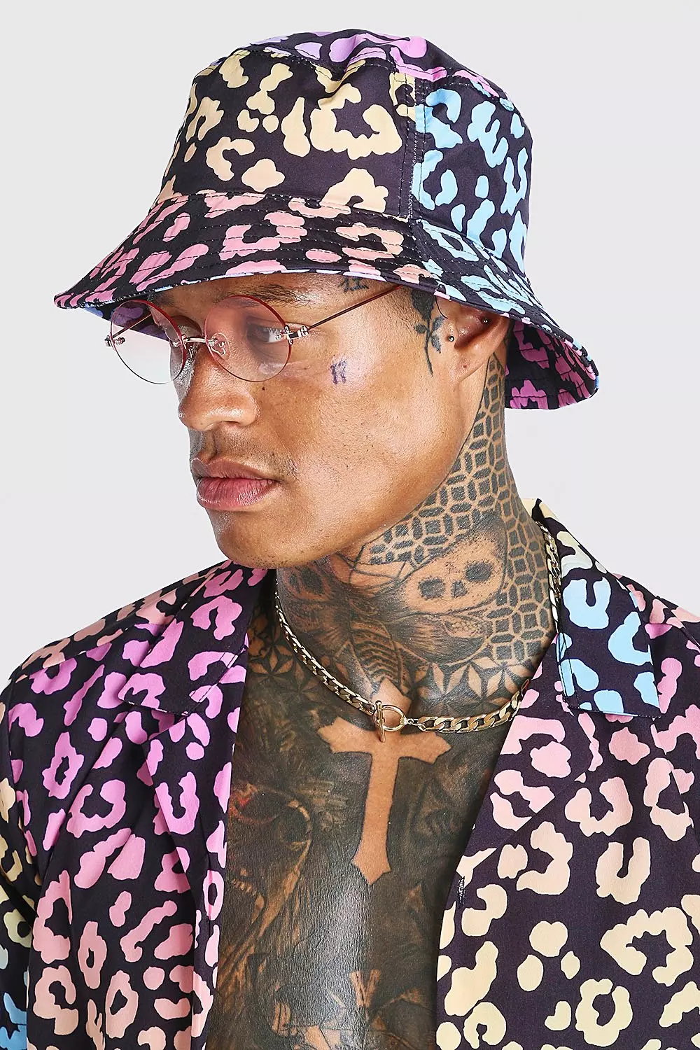 Leopard print store bucket hat