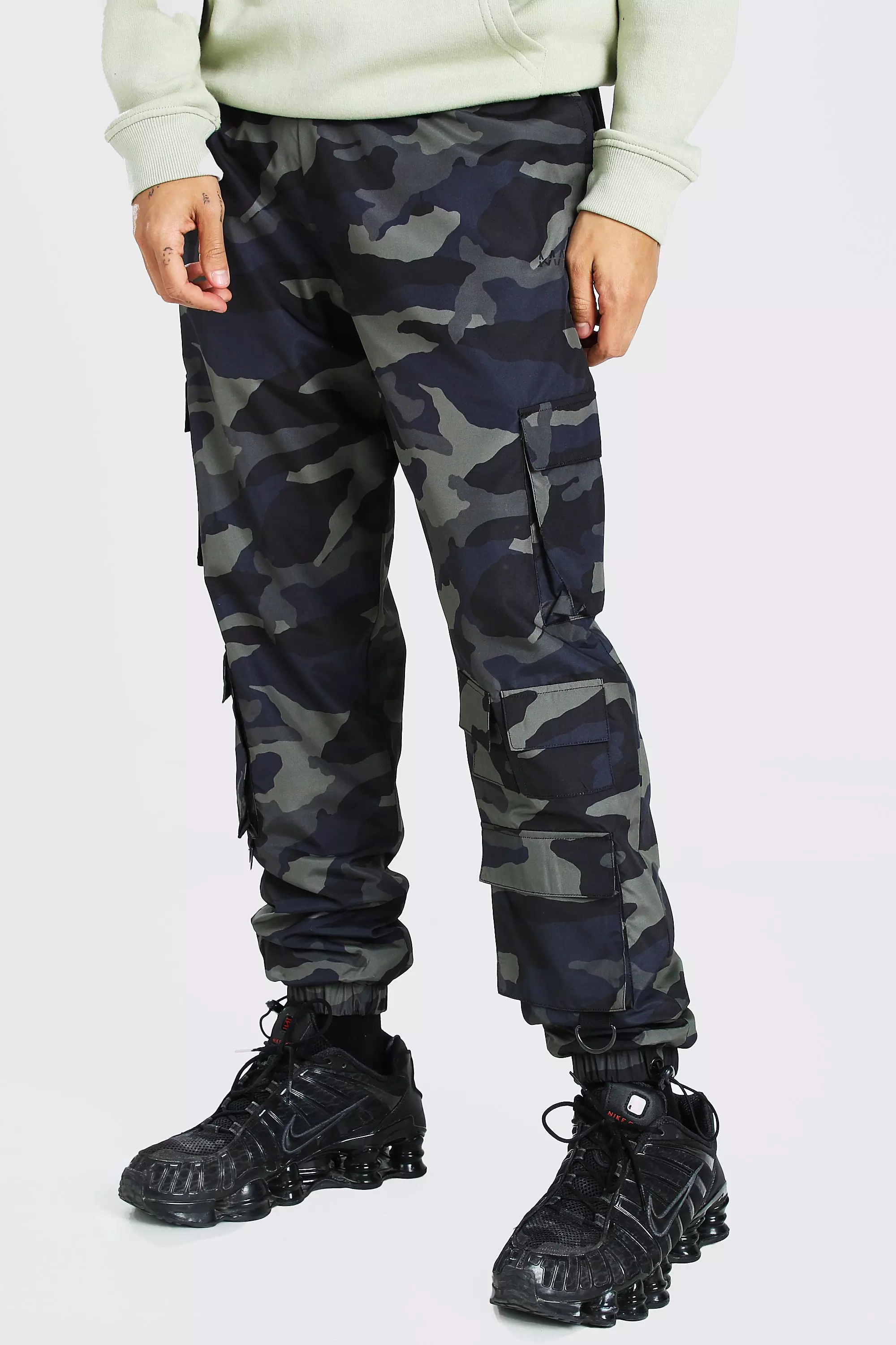 Guy on sale camo pants