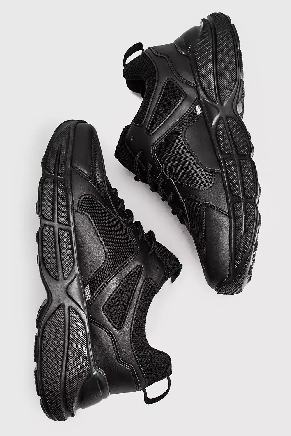 Boohooman chunky trainers in on sale black