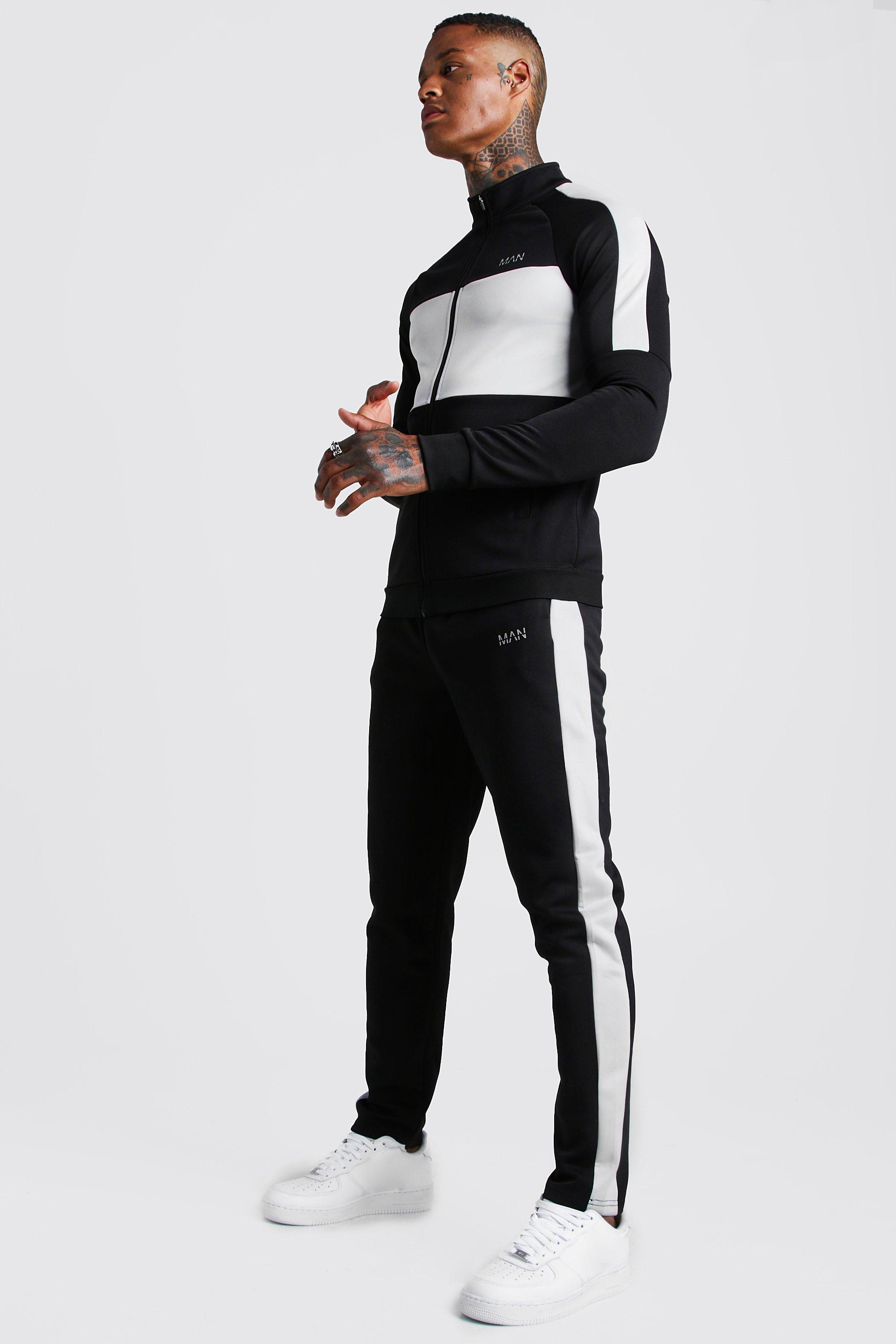 

Серый спортивный костюм MAN с разноцветными вставками, Black