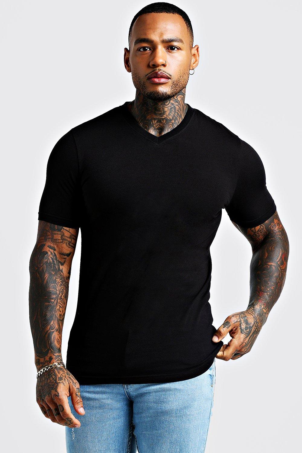 muscle fit black t shirt